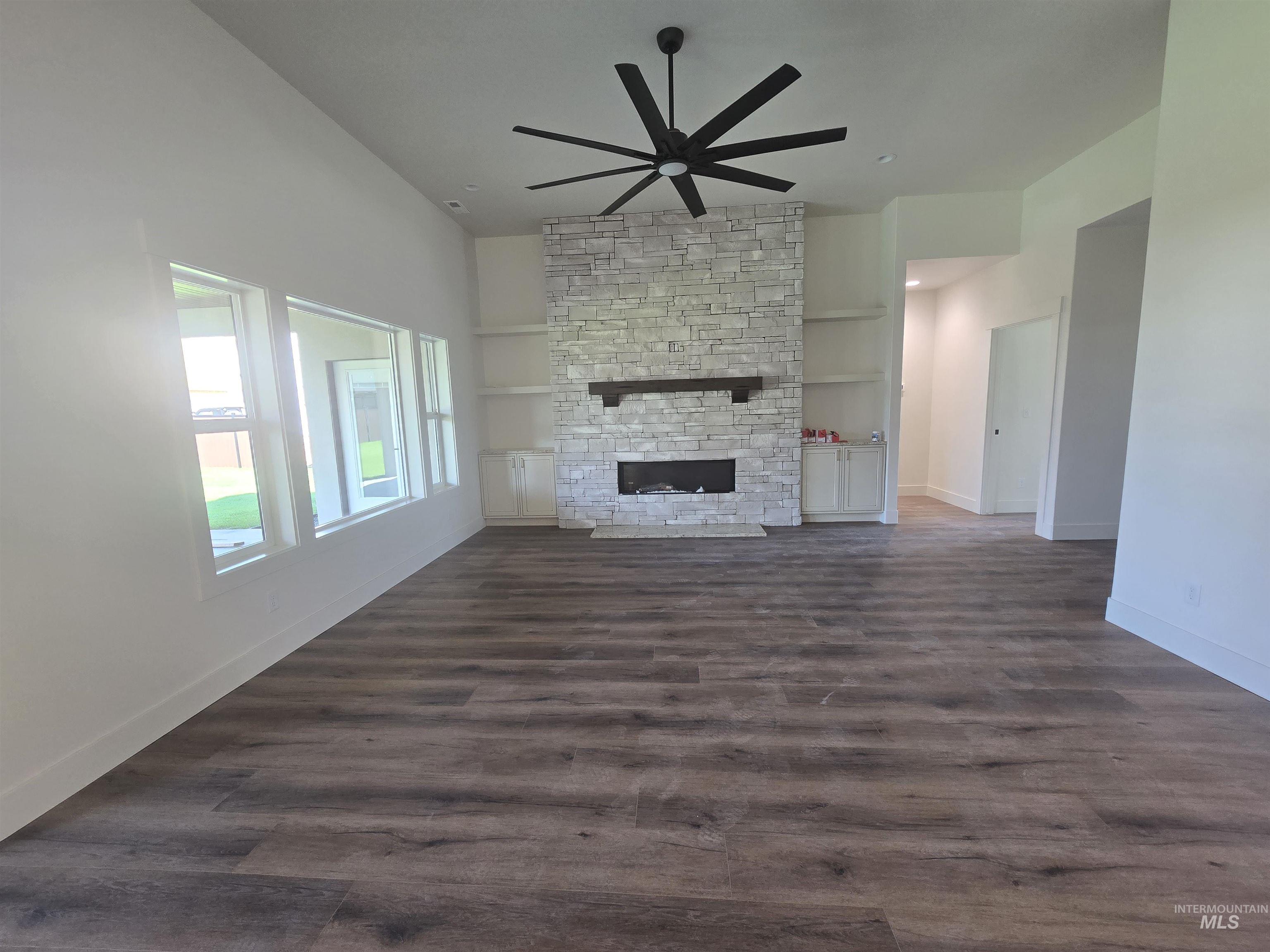 1557 Tule Dr., Twin Falls, Idaho 83301, 3 Bedrooms, 2.5 Bathrooms, Residential For Sale, Price $599,000,MLS 98959994