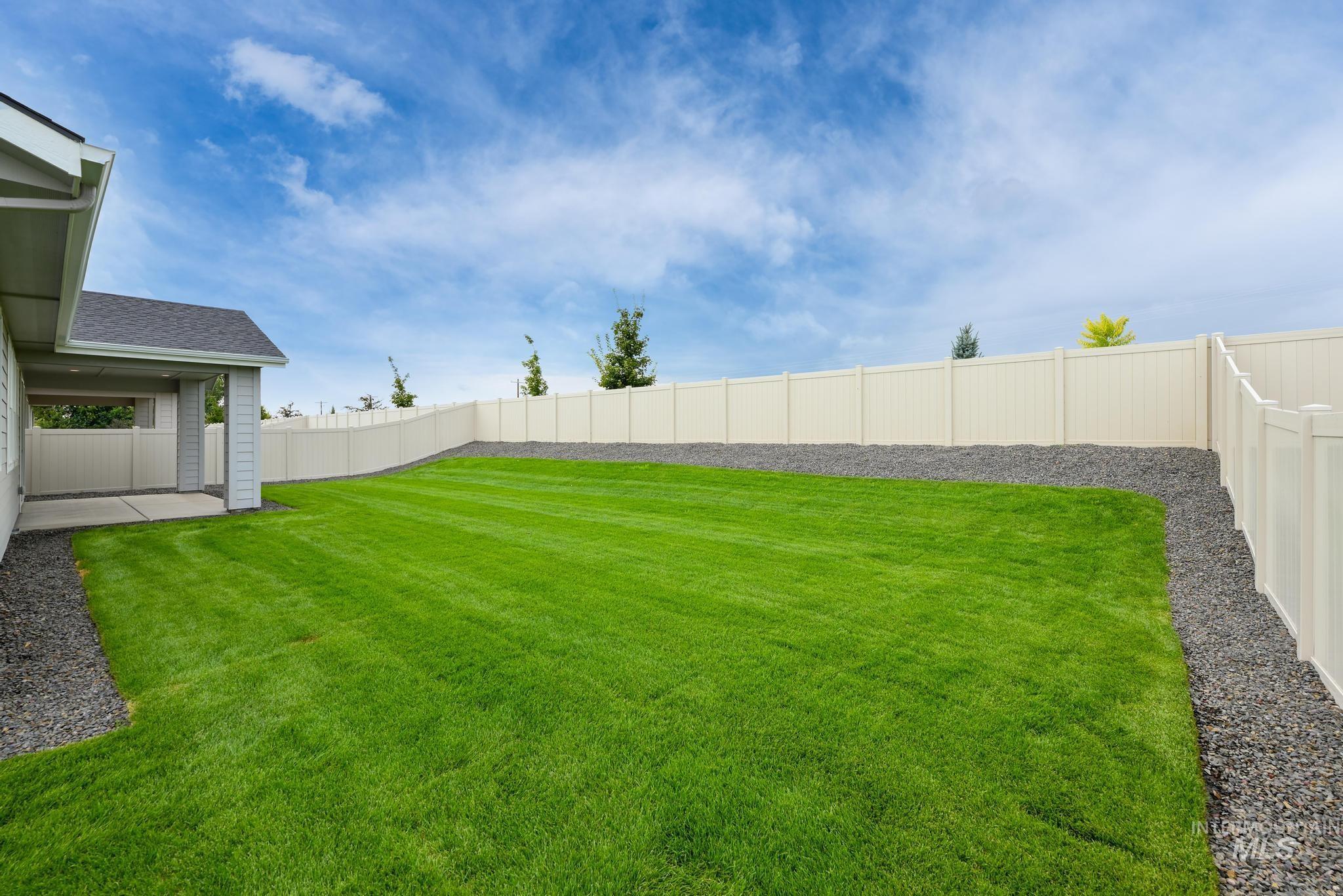 17703 N Peltzer Ave, Nampa, Idaho 83687, 3 Bedrooms, 2.5 Bathrooms, Residential For Sale, Price $569,000,MLS 98959995