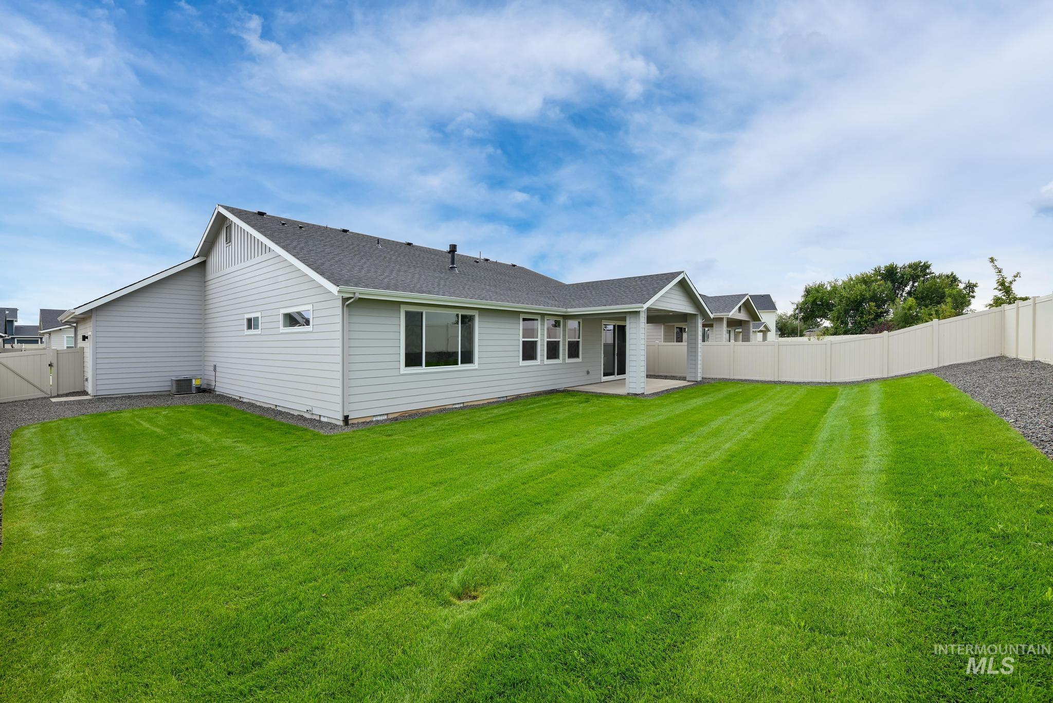 17703 N Peltzer Ave, Nampa, Idaho 83687, 3 Bedrooms, 2.5 Bathrooms, Residential For Sale, Price $569,000,MLS 98959995