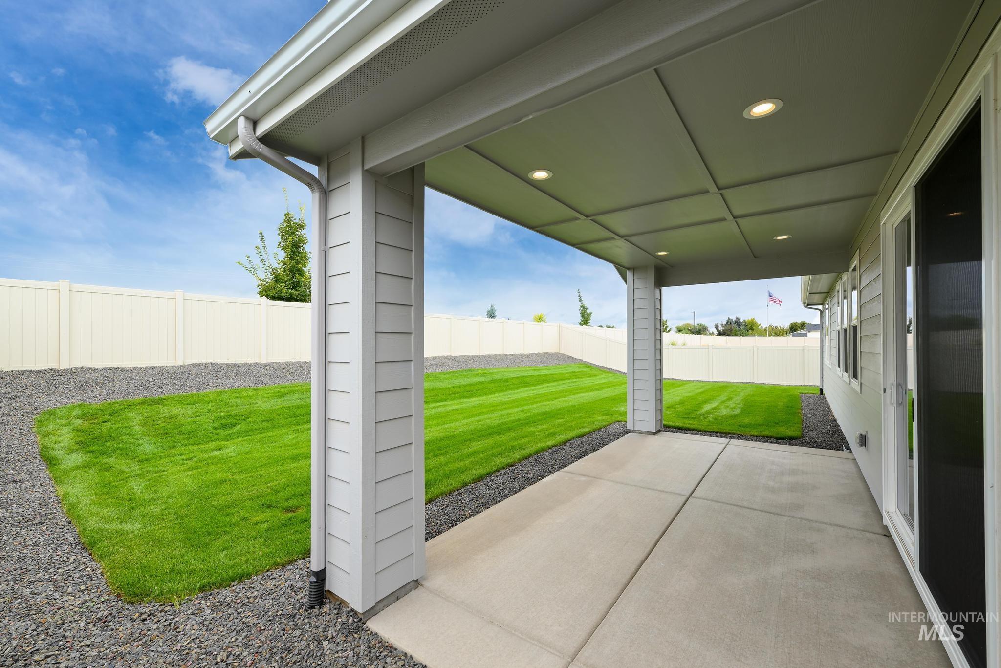 17703 N Peltzer Ave, Nampa, Idaho 83687, 3 Bedrooms, 2.5 Bathrooms, Residential For Sale, Price $569,000,MLS 98959995