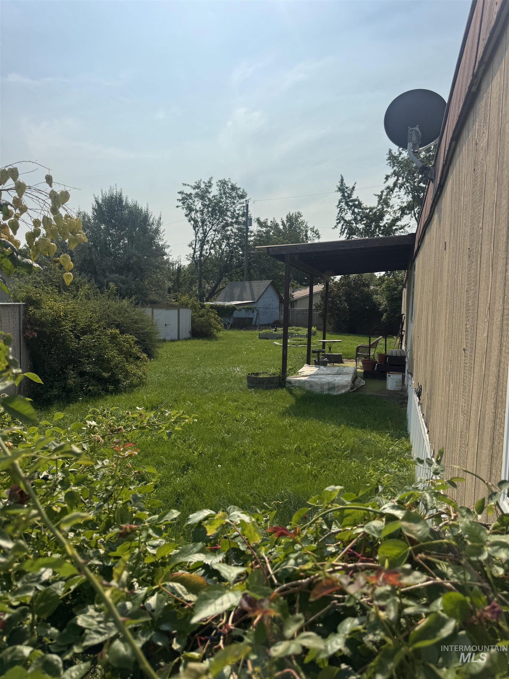 10369 W Florence Ln, Boise, Idaho 83704-8074, 3 Bedrooms, 2 Bathrooms, Residential For Sale, Price $75,000, 98959999