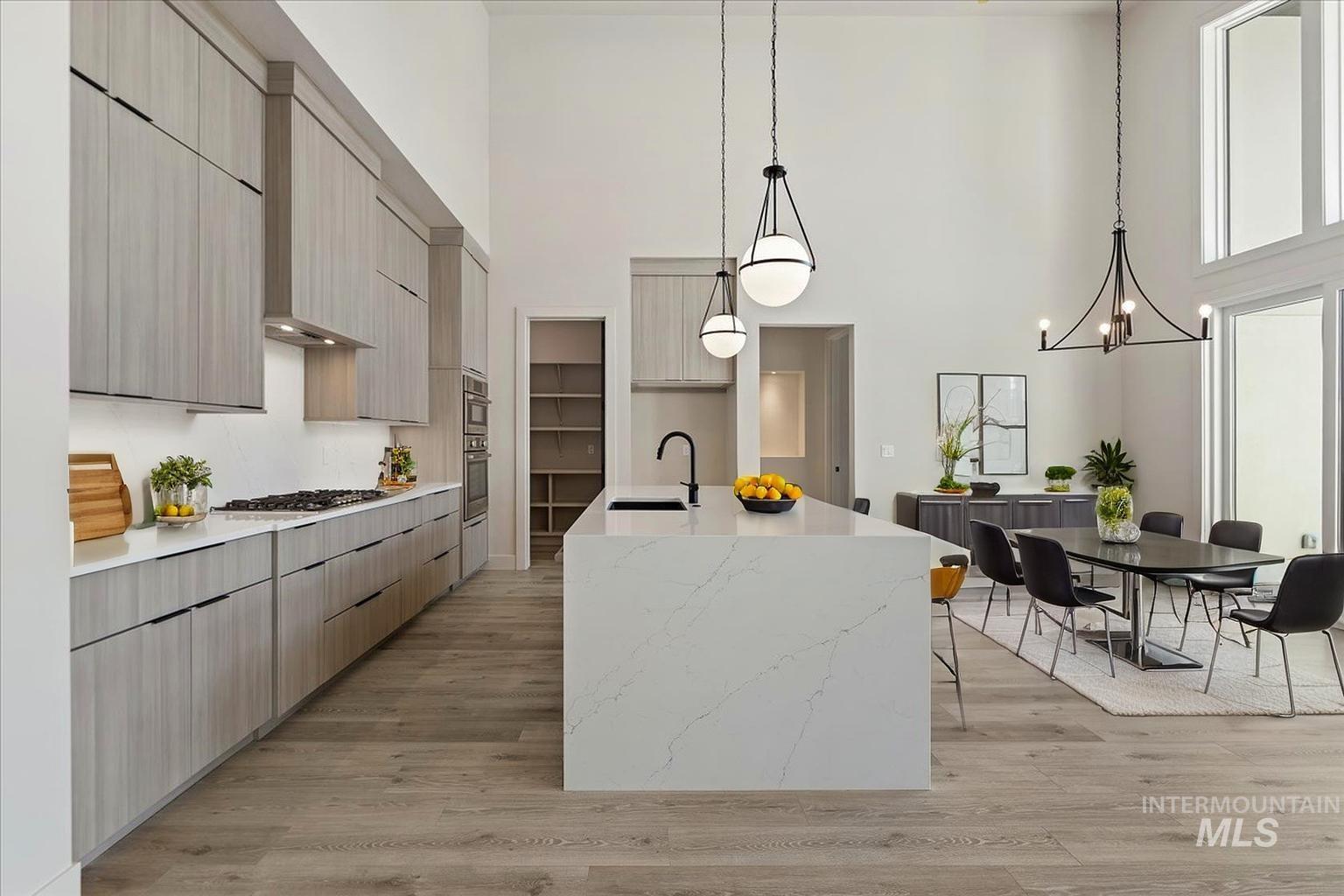 7689 W Lookout View St, Meridian, Idaho 83646, 3 Bedrooms, 2.5 Bathrooms, Residential For Sale, Price $929,900, 98960015