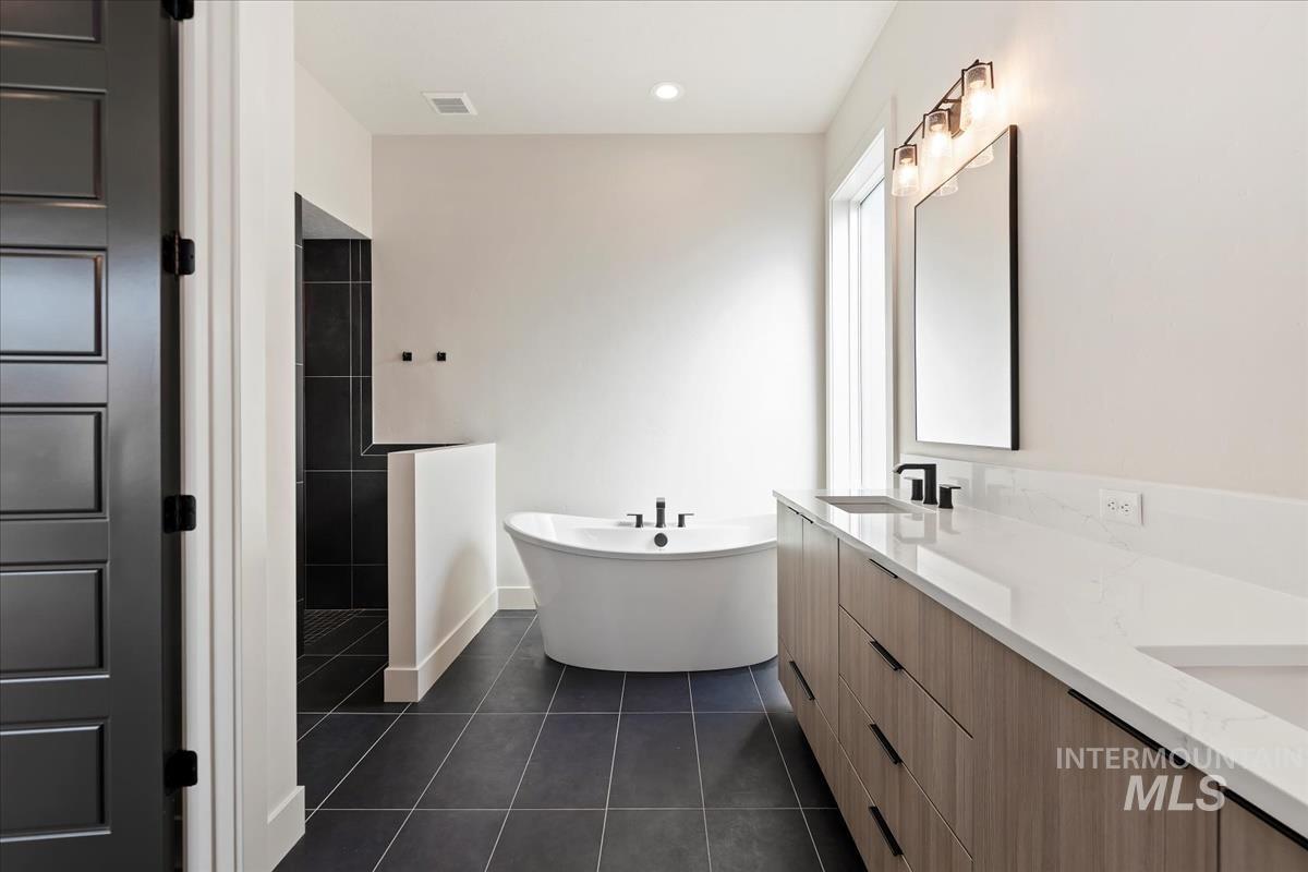 7689 W Lookout View St, Meridian, Idaho 83646, 3 Bedrooms, 2.5 Bathrooms, Residential For Sale, Price $949,900,MLS 98960015