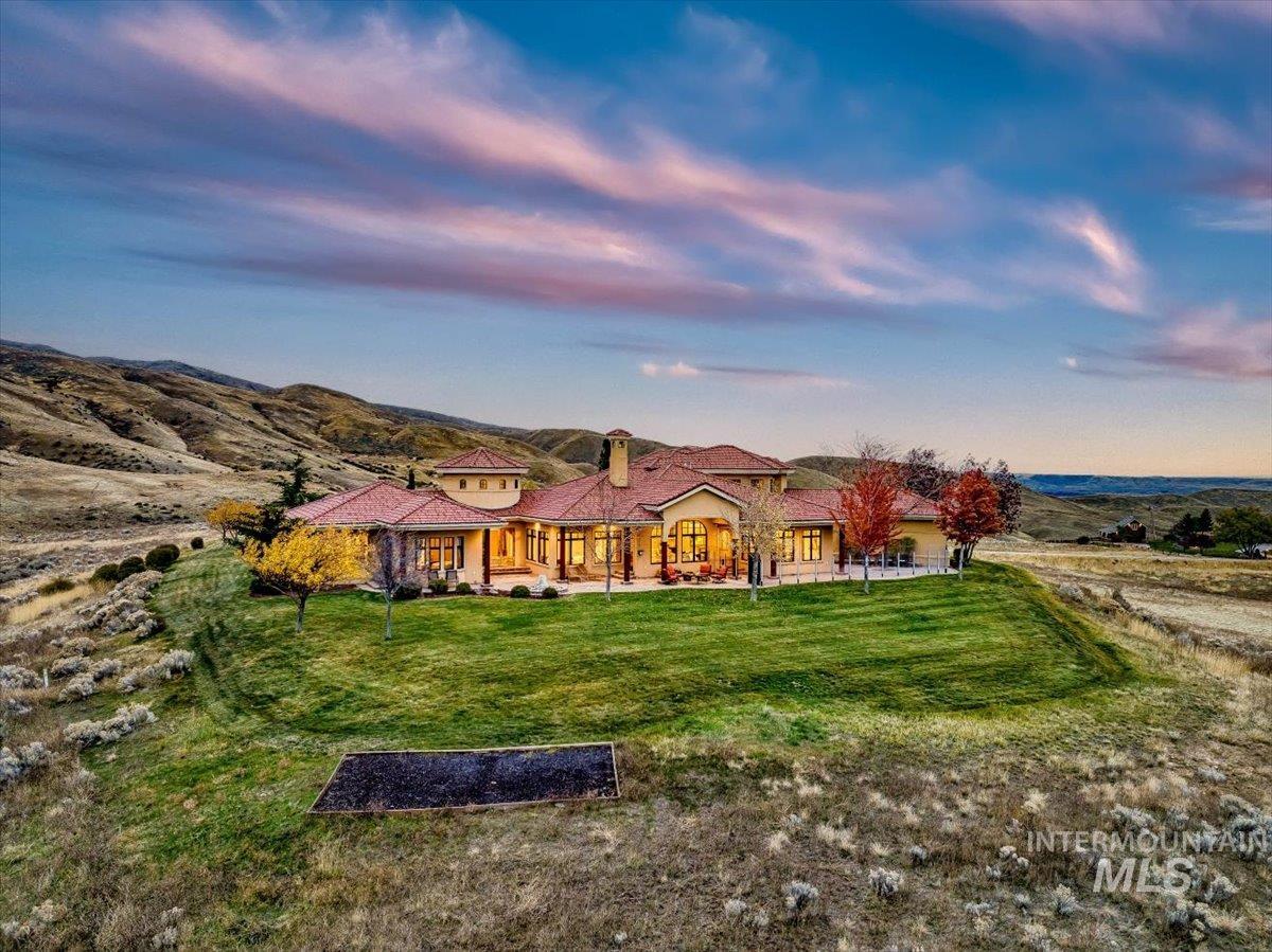 4800 E Wild Horse Lane, Boise, Idaho 83712, 5 Bedrooms, 3.5 Bathrooms, Residential For Sale, Price $2,195,000,MLS 98960028
