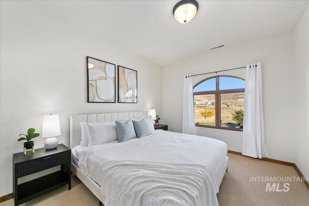 4800 E Wild Horse Lane, Boise, Idaho 83712, 5 Bedrooms, 3.5 Bathrooms, Residential For Sale, Price $2,195,000,MLS 98960028