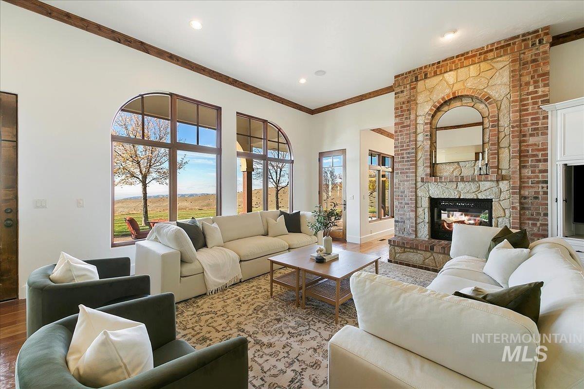 4800 E Wild Horse Lane, Boise, Idaho 83712, 5 Bedrooms, 3.5 Bathrooms, Residential For Sale, Price $2,195,000,MLS 98960028