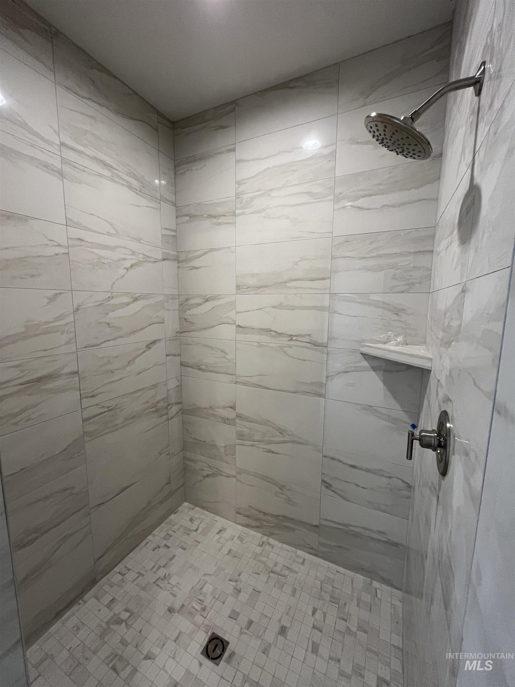 375 S Strut Way, Boise, Idaho 83716, 4 Bedrooms, 2.5 Bathrooms, Residential For Sale, Price $699,900,MLS 98960065