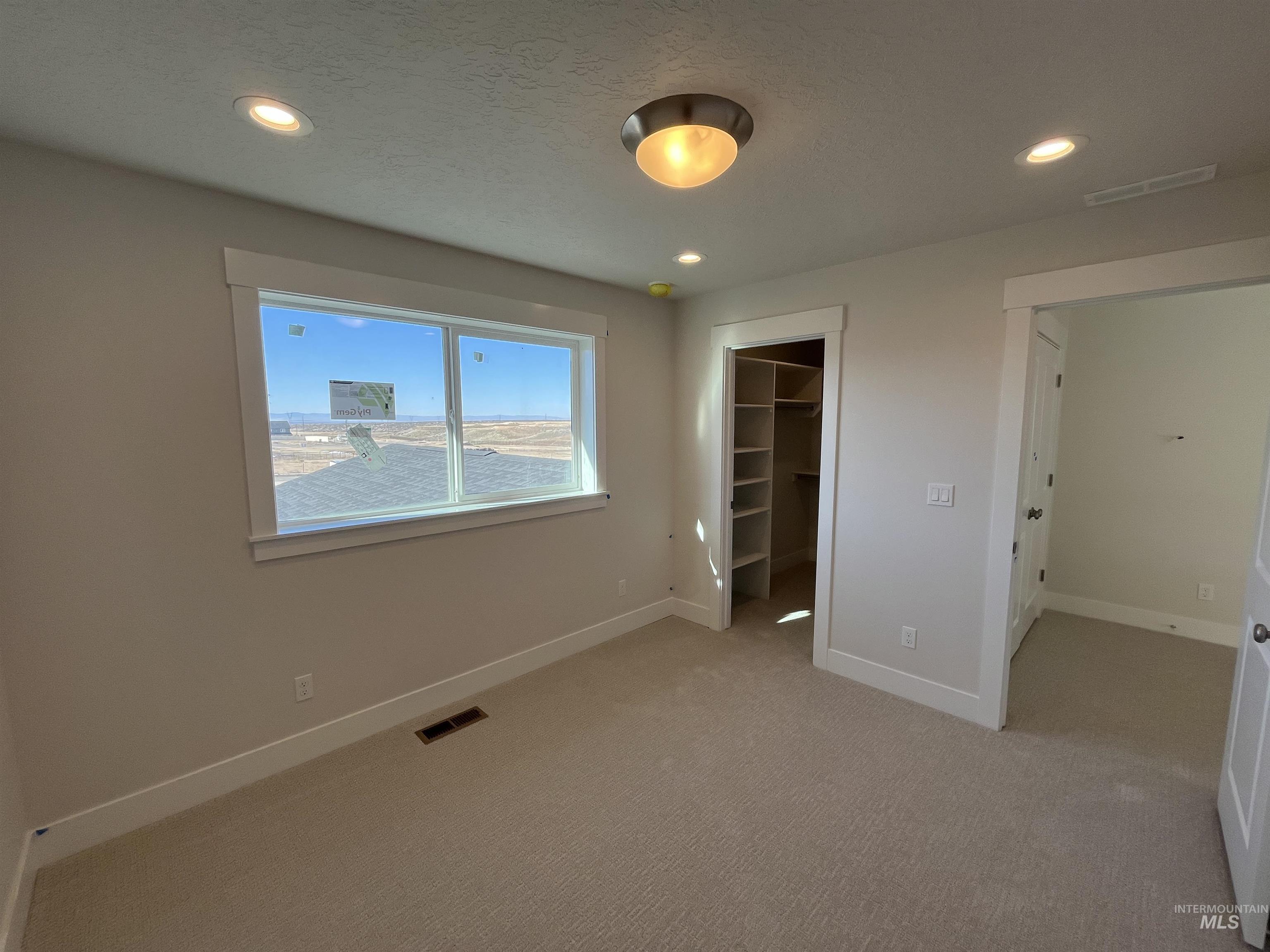 375 S Strut Way, Boise, Idaho 83716, 4 Bedrooms, 2.5 Bathrooms, Residential For Sale, Price $699,900,MLS 98960065