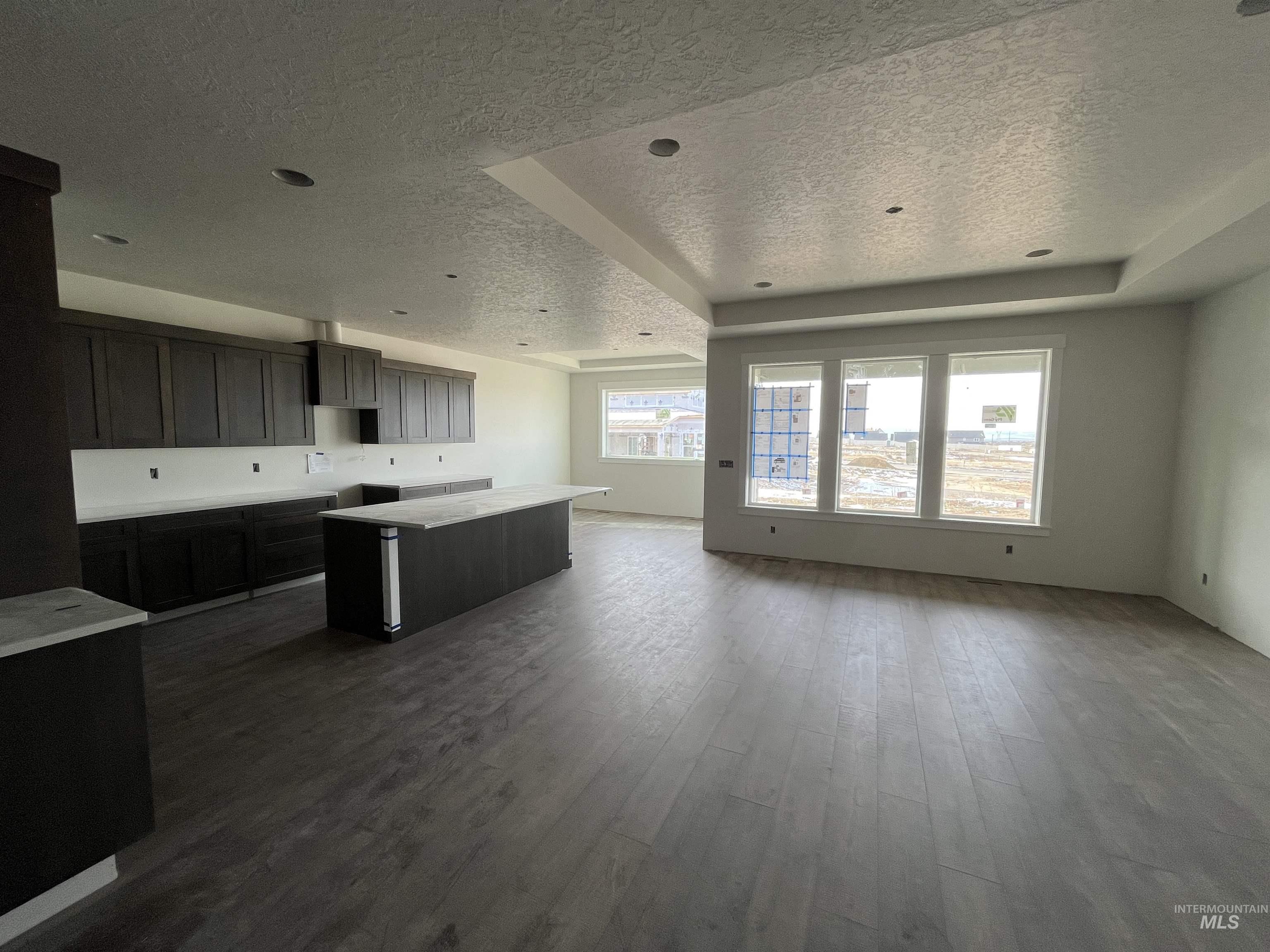 375 S Strut Way, Boise, Idaho 83716, 4 Bedrooms, 2.5 Bathrooms, Residential For Sale, Price $699,900,MLS 98960065