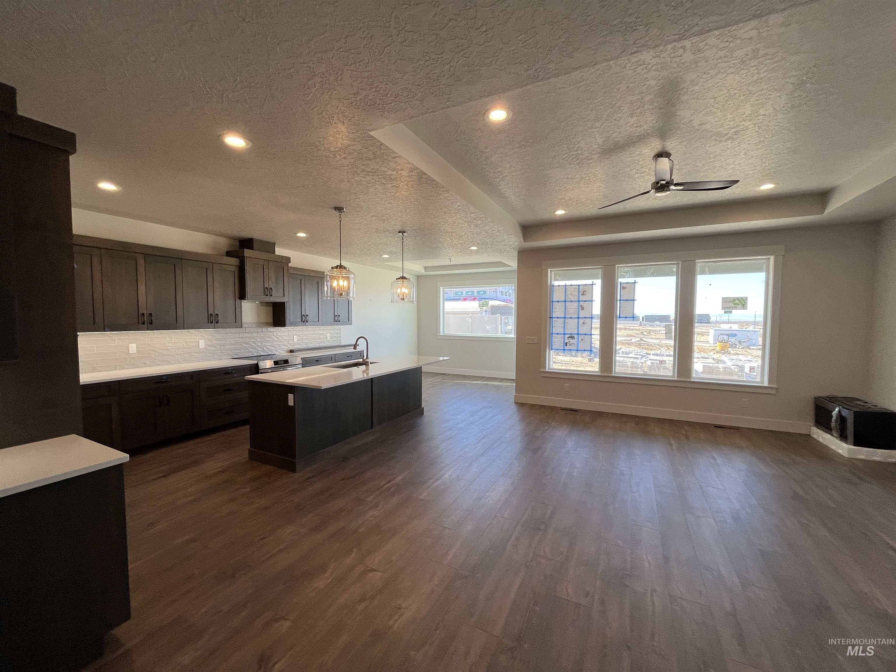 375 S Strut Way, Boise, Idaho 83716, 4 Bedrooms, 2.5 Bathrooms, Residential For Sale, Price $699,900,MLS 98960065