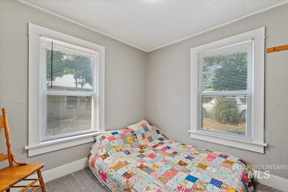 317 C Avenue, Wilder, Idaho 83676, 3 Bedrooms, 1 Bathroom, Residential For Sale, Price $298,900,MLS 98960072