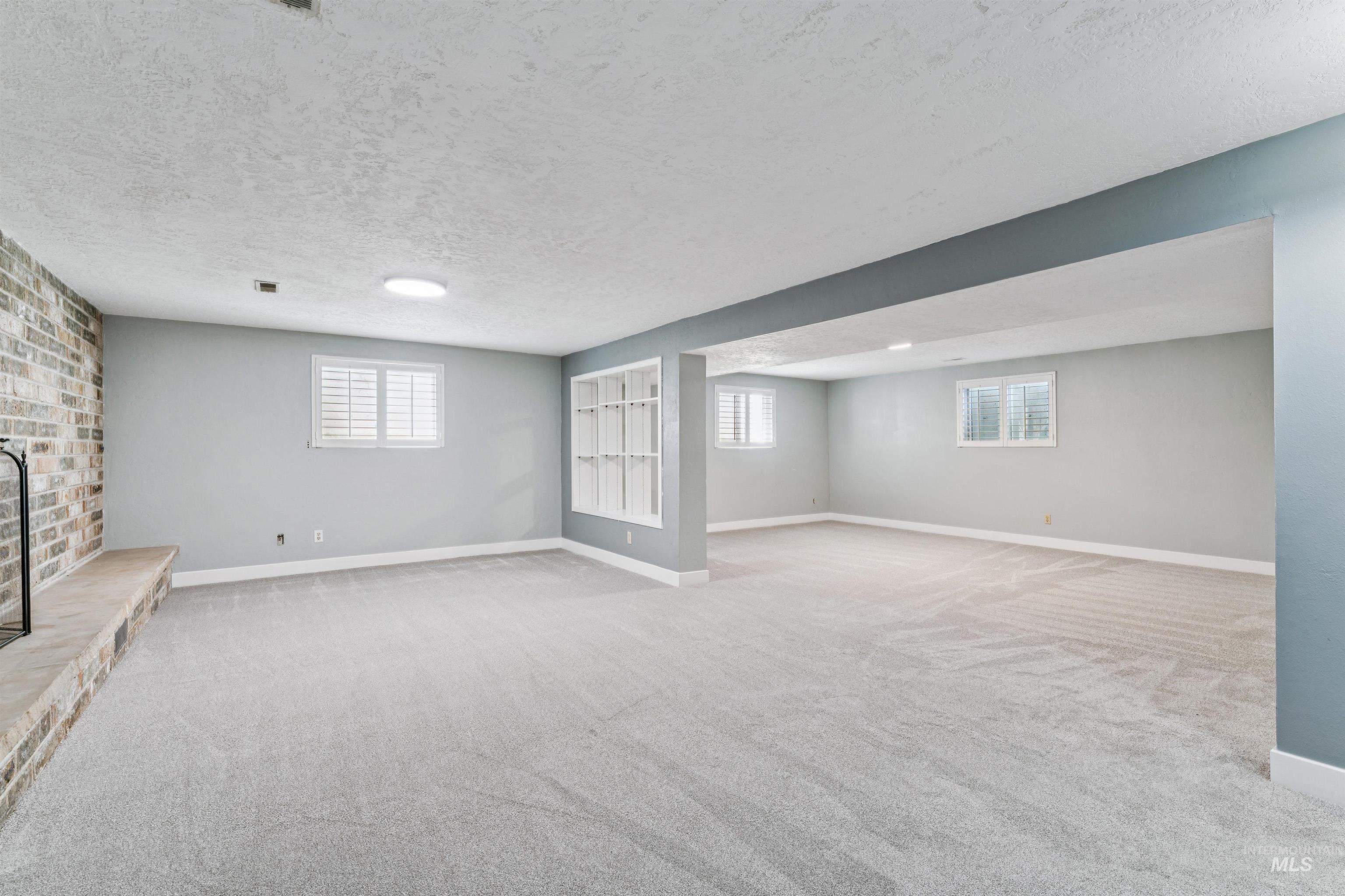 208 S Ravenswood Dr, Meridian, Idaho 83642-6264, 4 Bedrooms, 3 Bathrooms, Residential For Sale, Price $1,124,900,MLS 98960075