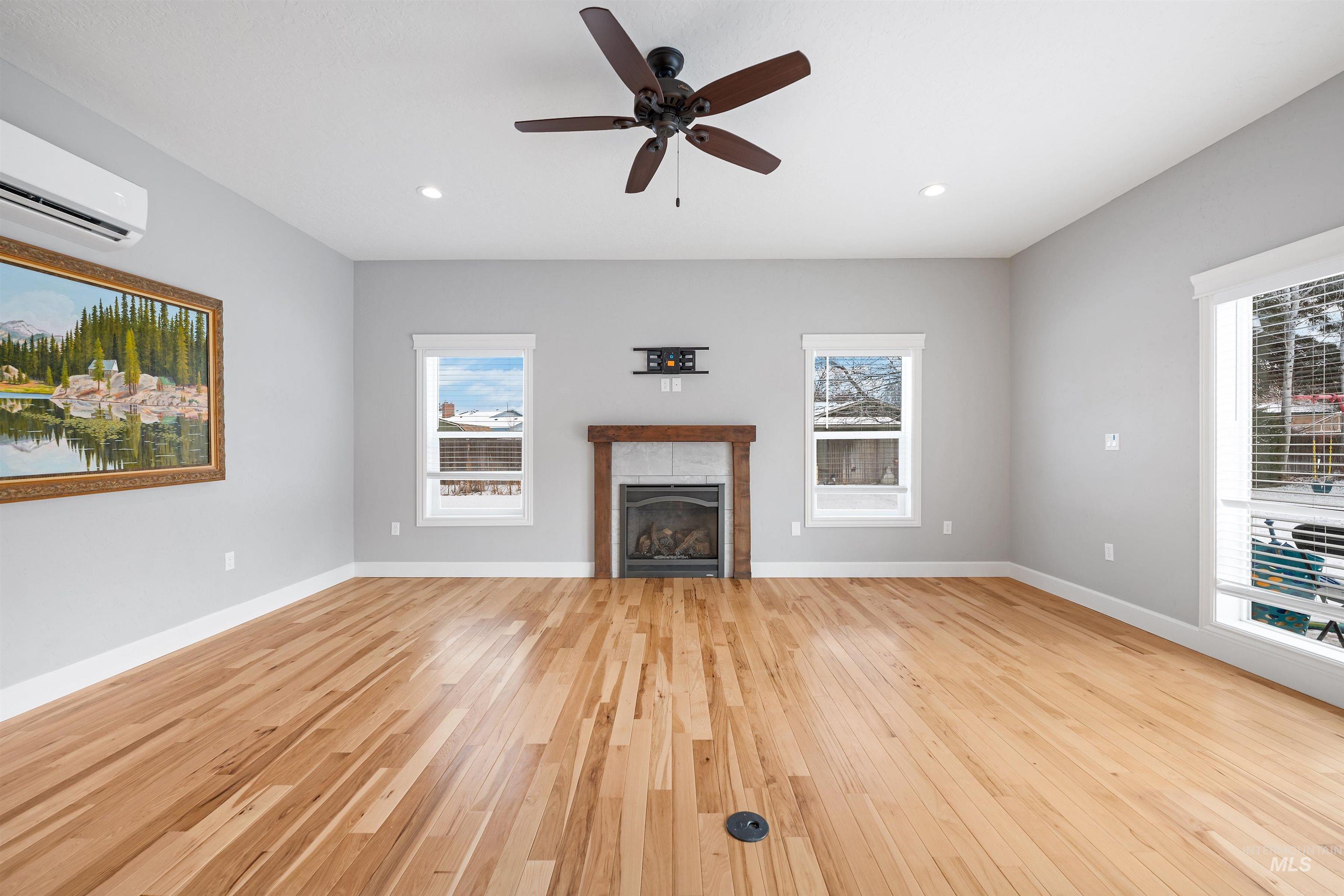 208 S Ravenswood Dr, Meridian, Idaho 83642-6264, 4 Bedrooms, 3 Bathrooms, Residential For Sale, Price $1,124,900,MLS 98960075