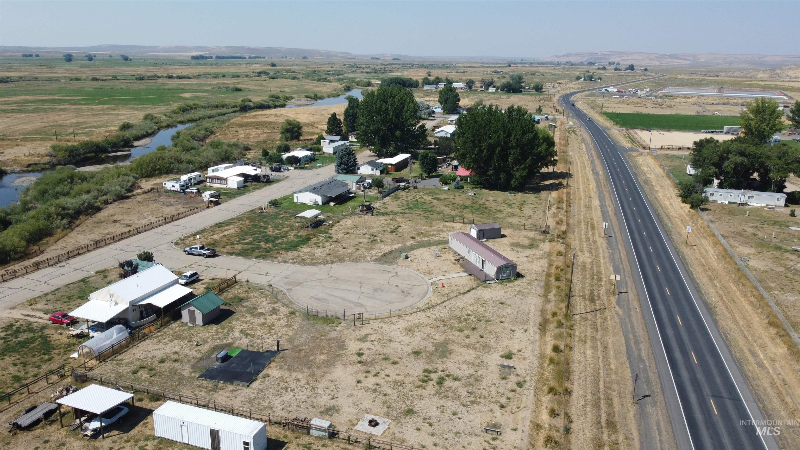 1303 Florence Drive, Jordan Valley, Oregon 97910, 2 Bedrooms, 2 Bathrooms, Residential For Sale, Price $129,000,MLS 98960108