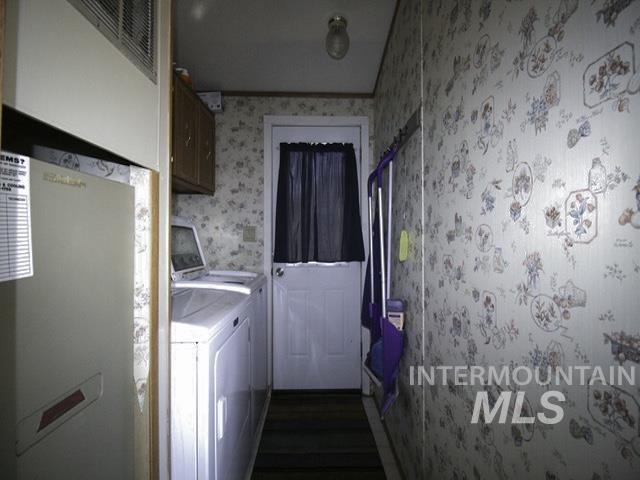 1303 Florence Drive, Jordan Valley, Oregon 97910, 2 Bedrooms, 2 Bathrooms, Residential For Sale, Price $129,000,MLS 98960108