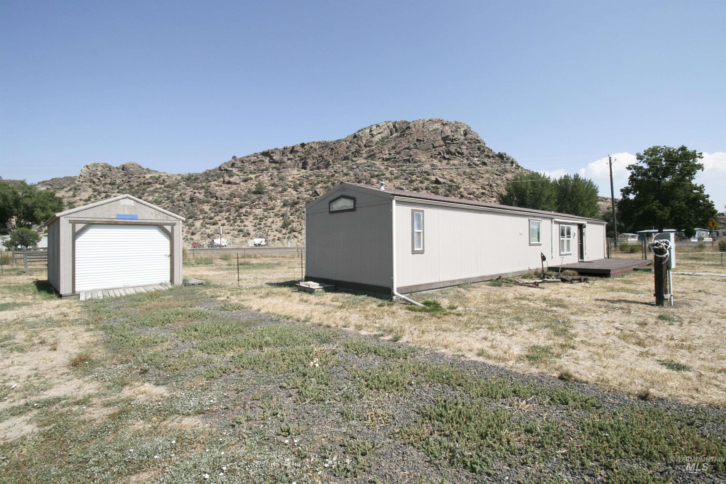 1303 Florence Drive, Jordan Valley, Oregon 97910, 2 Bedrooms, 2 Bathrooms, Residential For Sale, Price $129,000,MLS 98960108