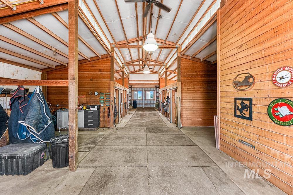 999 N Cow Horse Dr, Kuna, Idaho 83634, 5 Bedrooms, 3.5 Bathrooms, Residential For Sale, Price $1,790,000, 98960162