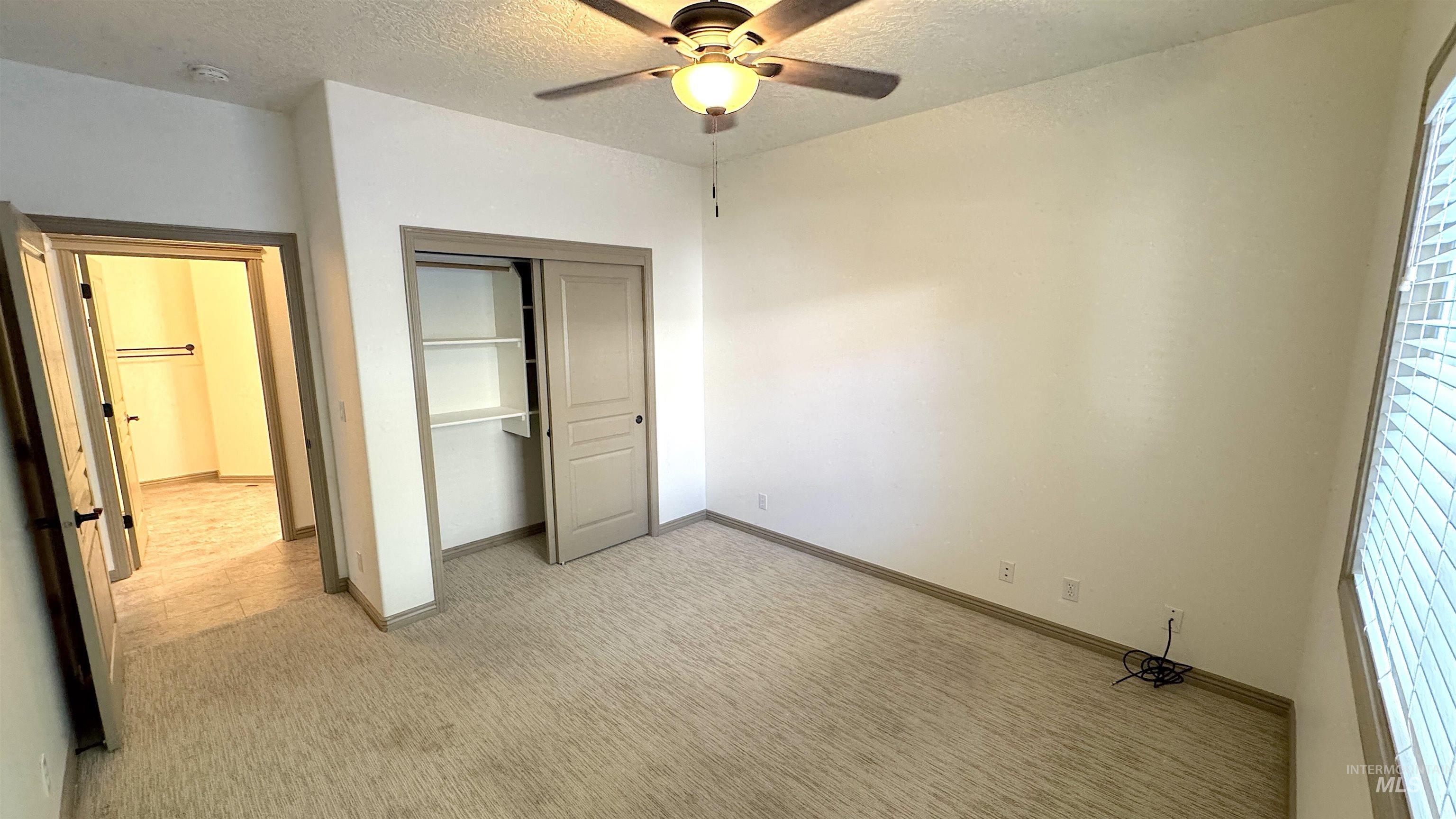 336 S Golden Eagle Lane, Eagle, Idaho 83616, 2 Bedrooms, 2 Bathrooms, Residential For Sale, Price $415,700,MLS 98960203