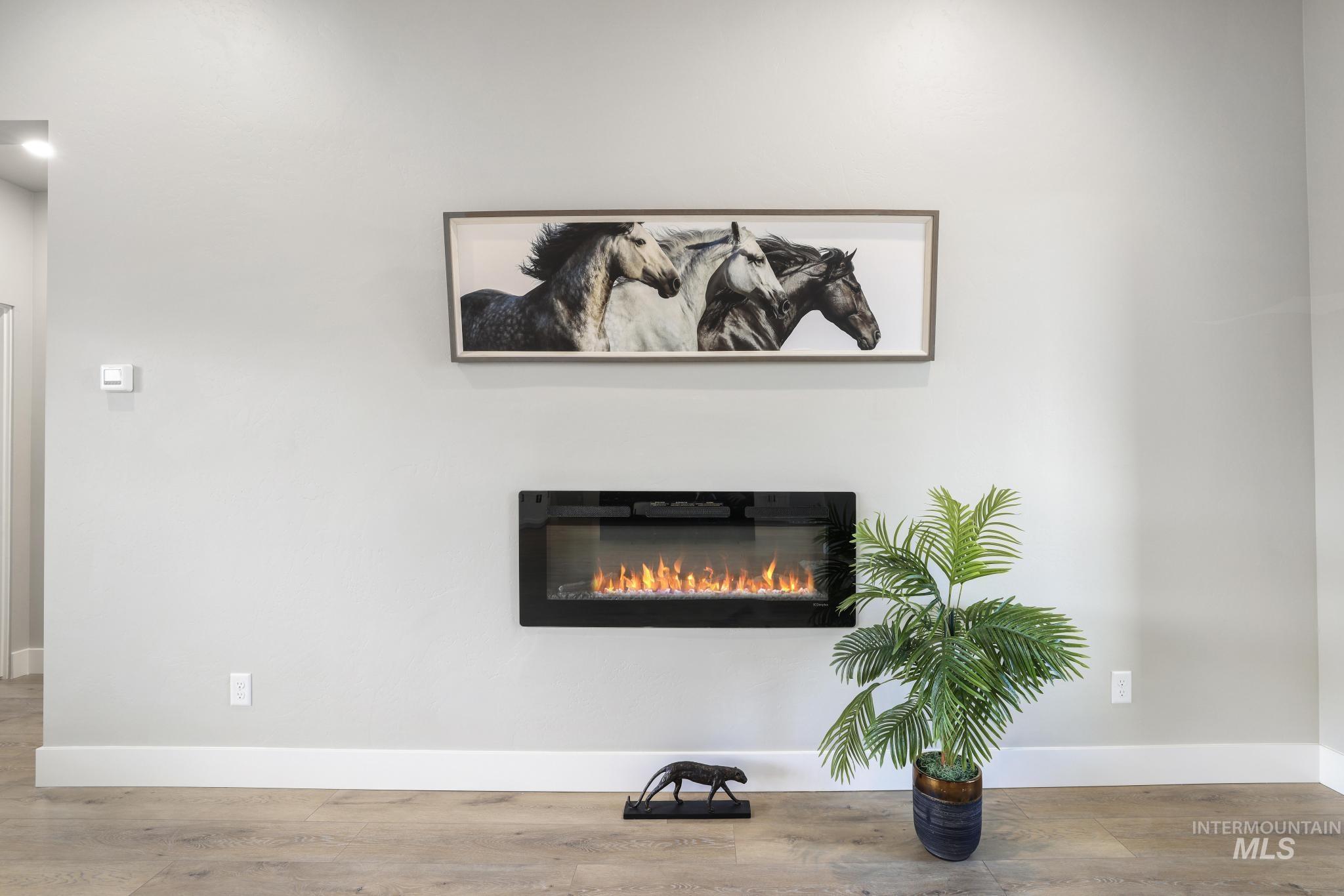 1597 Tule Dr, Twin Falls, Idaho 83301, 3 Bedrooms, 2 Bathrooms, Residential For Sale, Price $520,000, 98960208