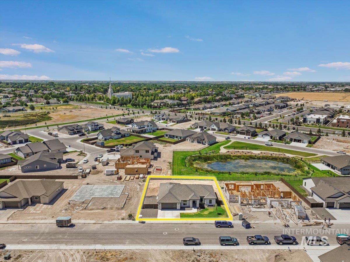 1597 Tule Dr, Twin Falls, Idaho 83301, 3 Bedrooms, 2 Bathrooms, Residential For Sale, Price $520,000, 98960208