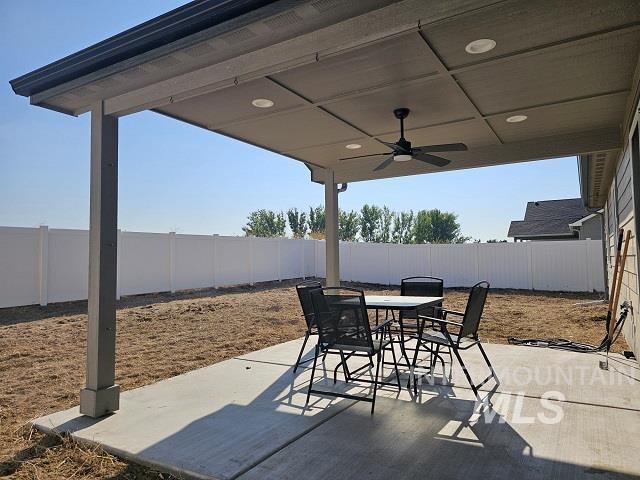 18560 White Rose Pl, Nampa, Idaho 83687, 3 Bedrooms, 2 Bathrooms, Residential For Sale, Price $379,500,MLS 98960210