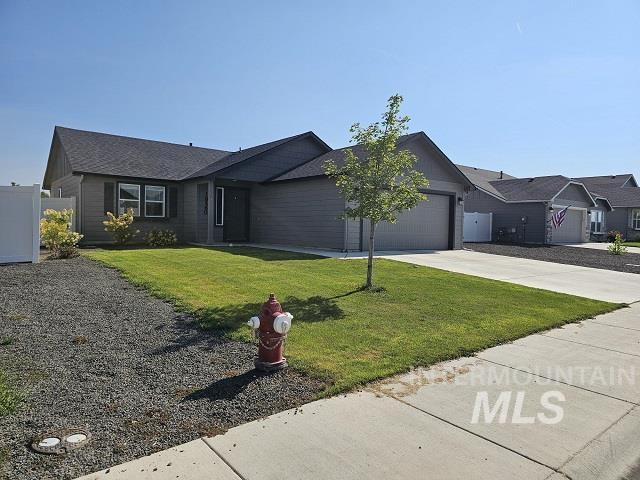 18560 White Rose Pl, Nampa, Idaho 83687, 3 Bedrooms, 2 Bathrooms, Residential For Sale, Price $379,500,MLS 98960210