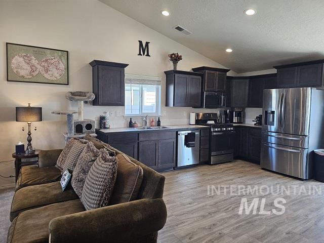 18560 White Rose Pl, Nampa, Idaho 83687, 3 Bedrooms, 2 Bathrooms, Residential For Sale, Price $379,500,MLS 98960210