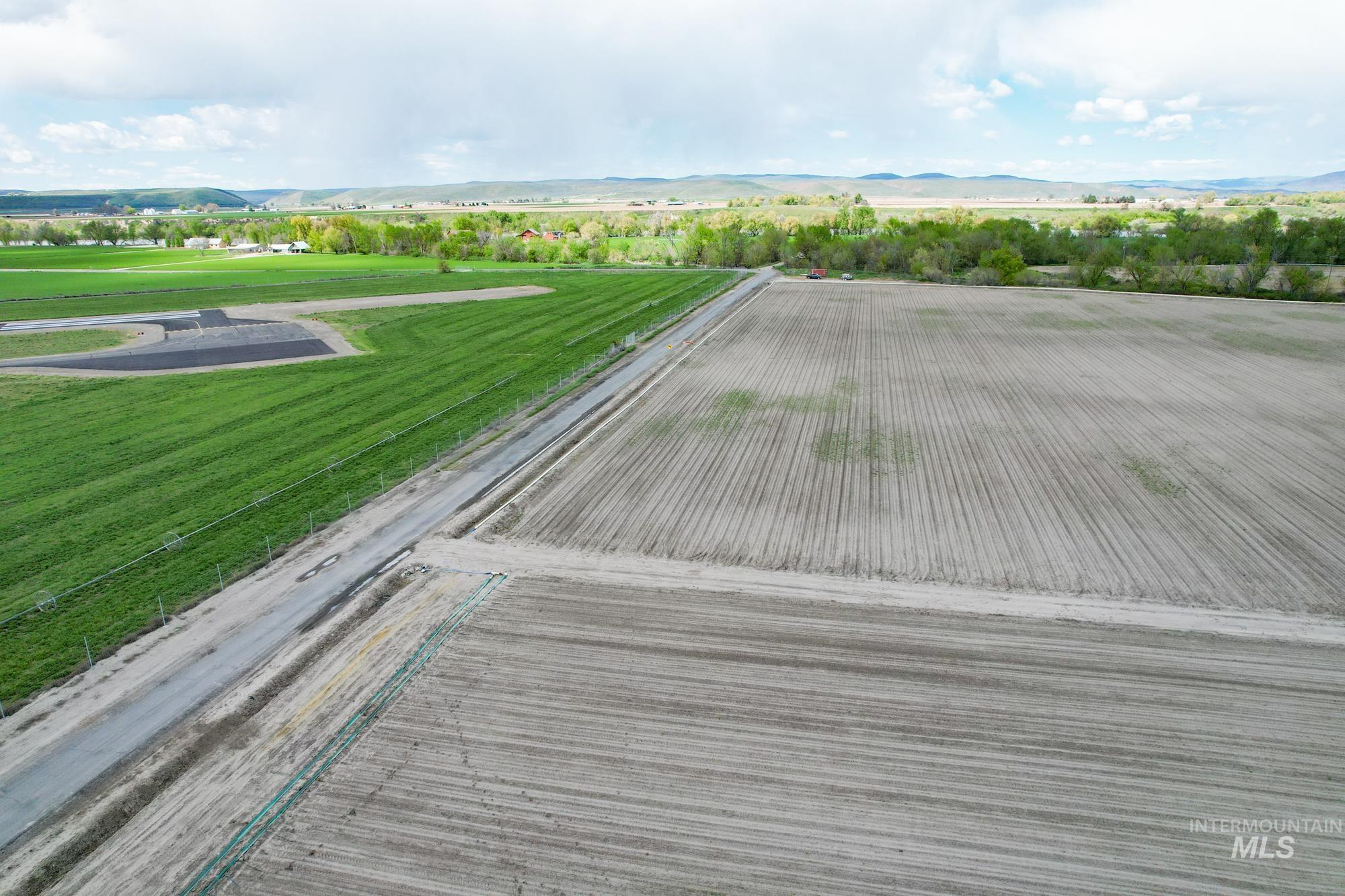 TBD Airport Road, Weiser, Idaho 83672, Land For Sale, Price $1,290,000, 98960218