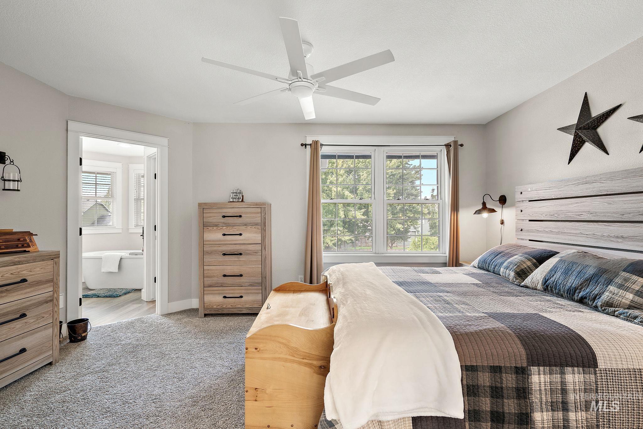 5363 N Hickory Run Ave., Boise, Idaho 83713-2498, 5 Bedrooms, 4 Bathrooms, Residential For Sale, Price $860,000,MLS 98960238