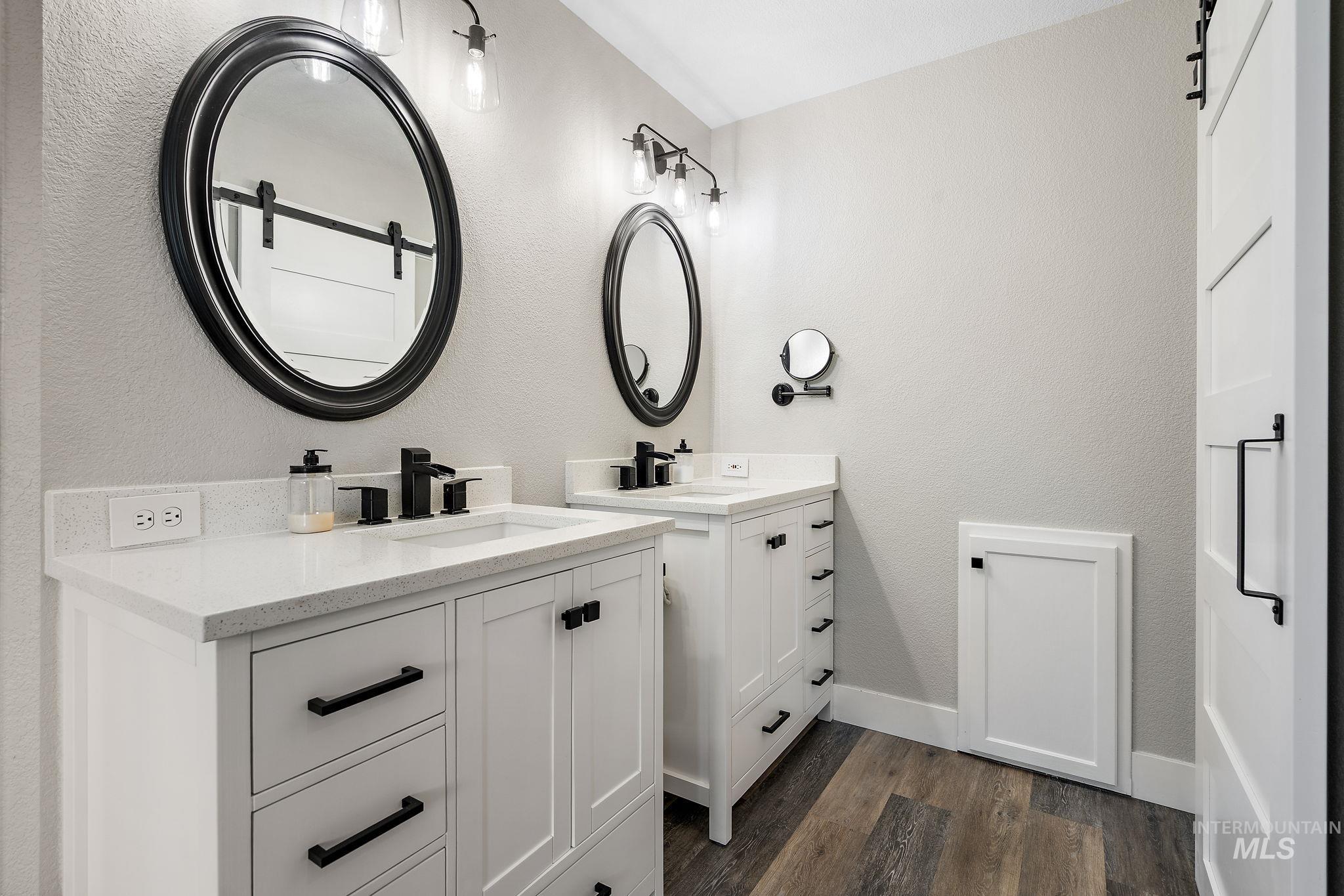 5363 N Hickory Run Ave., Boise, Idaho 83713-2498, 5 Bedrooms, 4 Bathrooms, Residential For Sale, Price $860,000,MLS 98960238