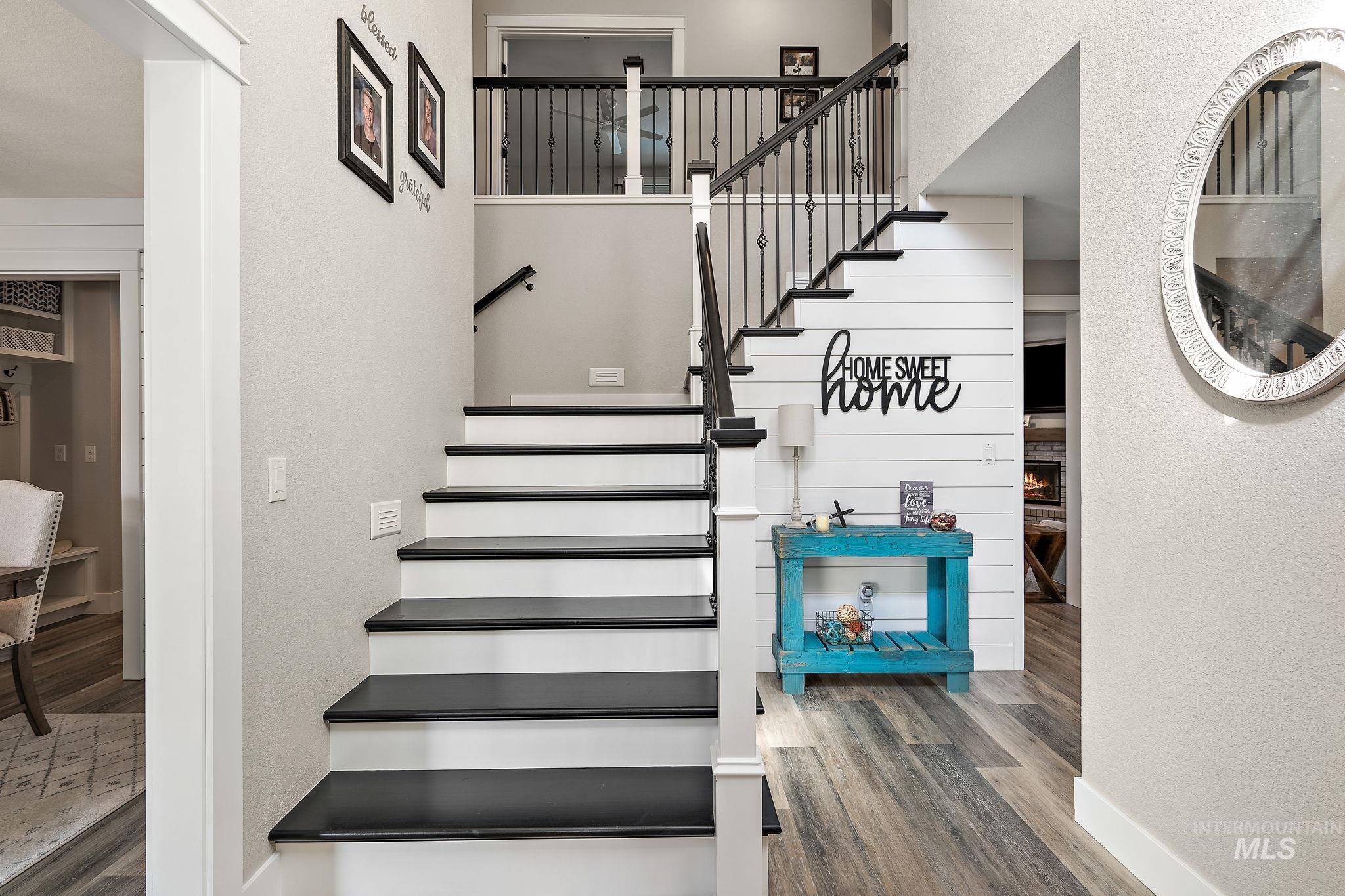 5363 N Hickory Run Ave., Boise, Idaho 83713-2498, 5 Bedrooms, 4 Bathrooms, Residential For Sale, Price $860,000,MLS 98960238