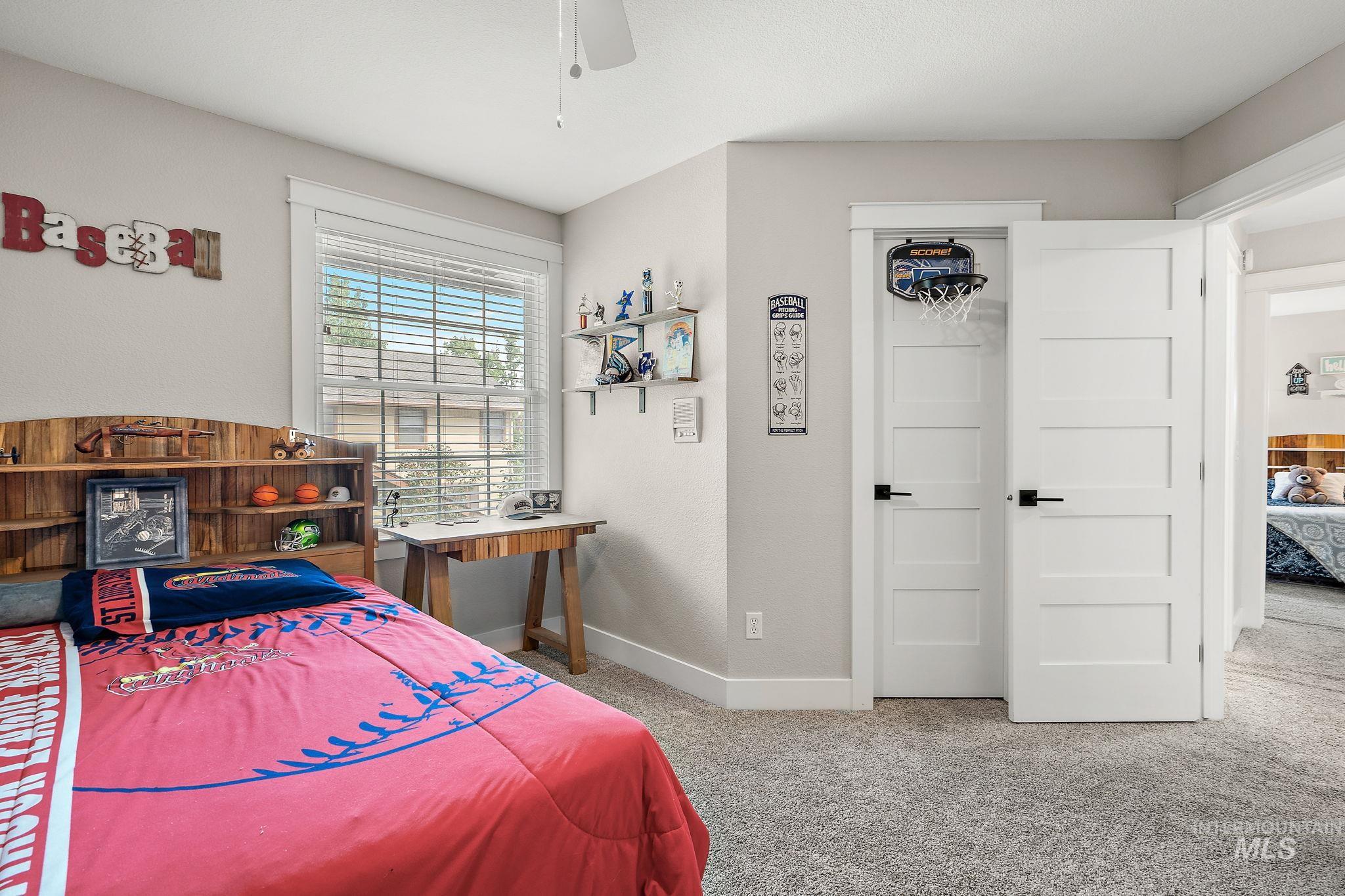 5363 N Hickory Run Ave., Boise, Idaho 83713-2498, 5 Bedrooms, 4 Bathrooms, Residential For Sale, Price $860,000,MLS 98960238