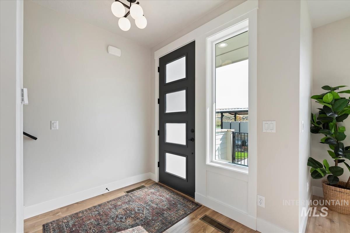 6240 N Holly Springs Ln, Eagle, Idaho 83616, 3 Bedrooms, 2.5 Bathrooms, Residential For Sale, Price $454,800, 98960282