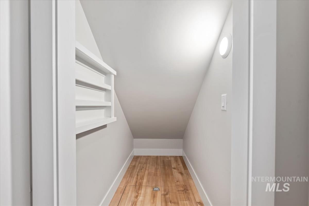 6240 N Holly Springs Ln, Eagle, Idaho 83616, 3 Bedrooms, 2.5 Bathrooms, Residential For Sale, Price $454,800, 98960282