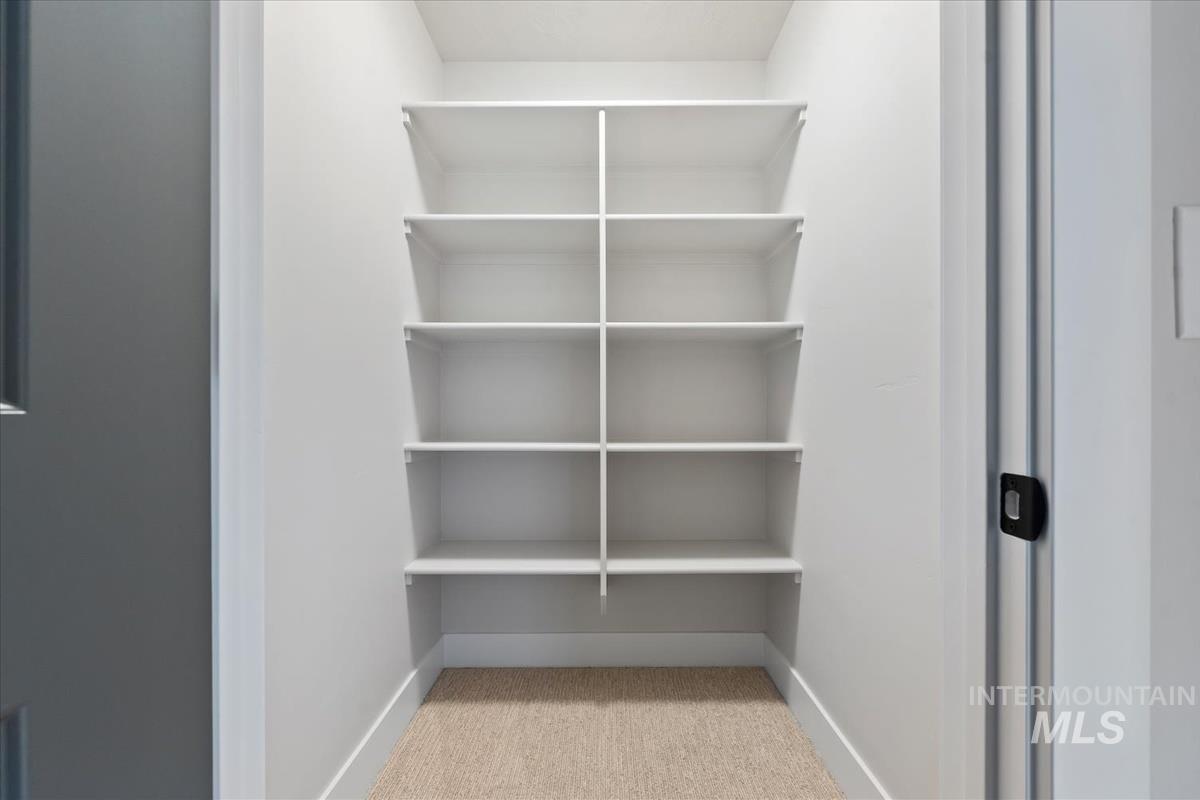 6240 N Holly Springs Ln, Eagle, Idaho 83616, 3 Bedrooms, 2.5 Bathrooms, Residential For Sale, Price $454,800, 98960282