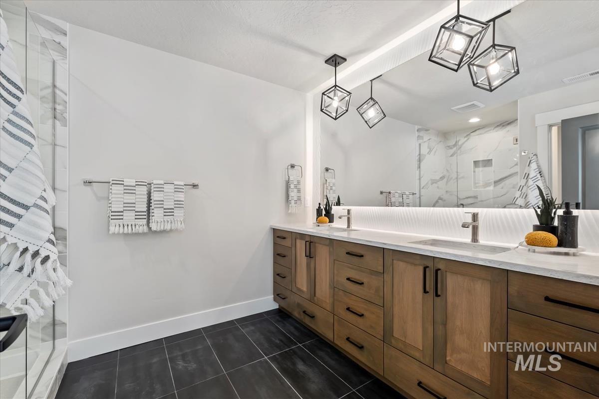 6240 N Holly Springs Ln, Eagle, Idaho 83616, 3 Bedrooms, 2.5 Bathrooms, Residential For Sale, Price $454,800, 98960282