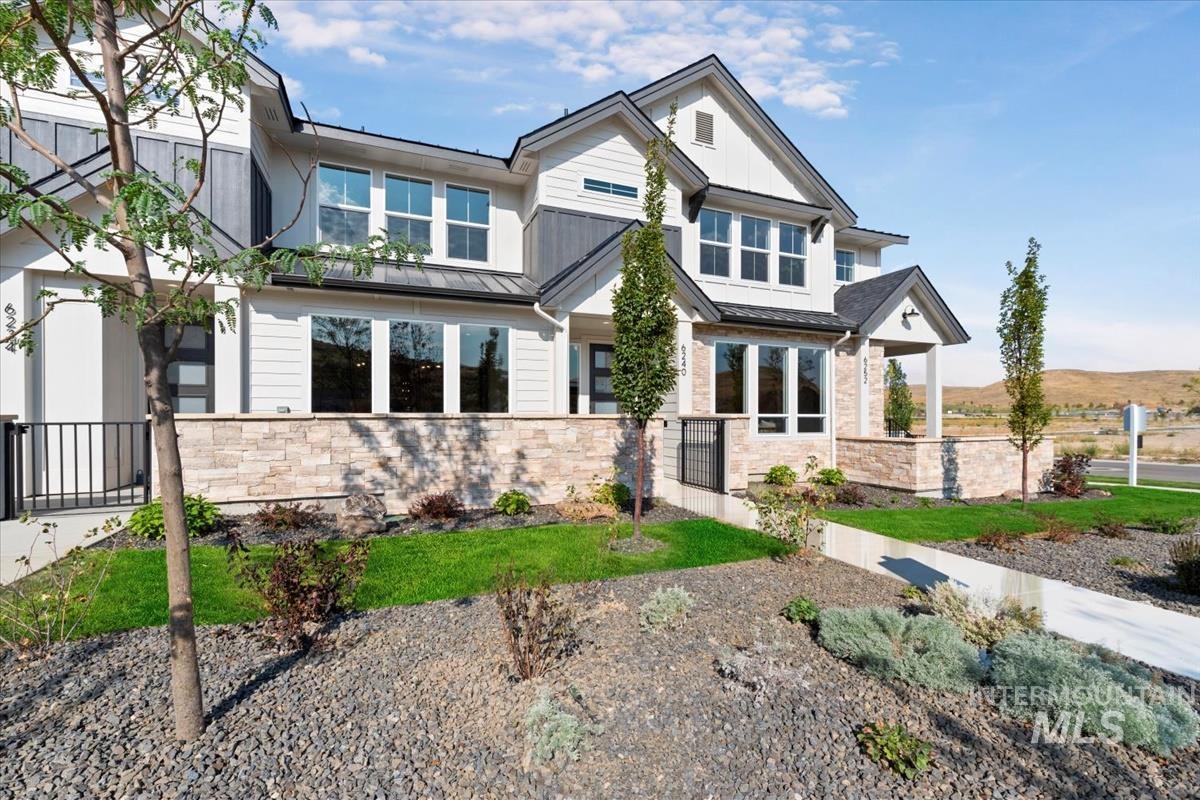 6240 N Holly Springs Ln, Eagle, Idaho 83616, 3 Bedrooms, 2.5 Bathrooms, Residential For Sale, Price $454,800, 98960282