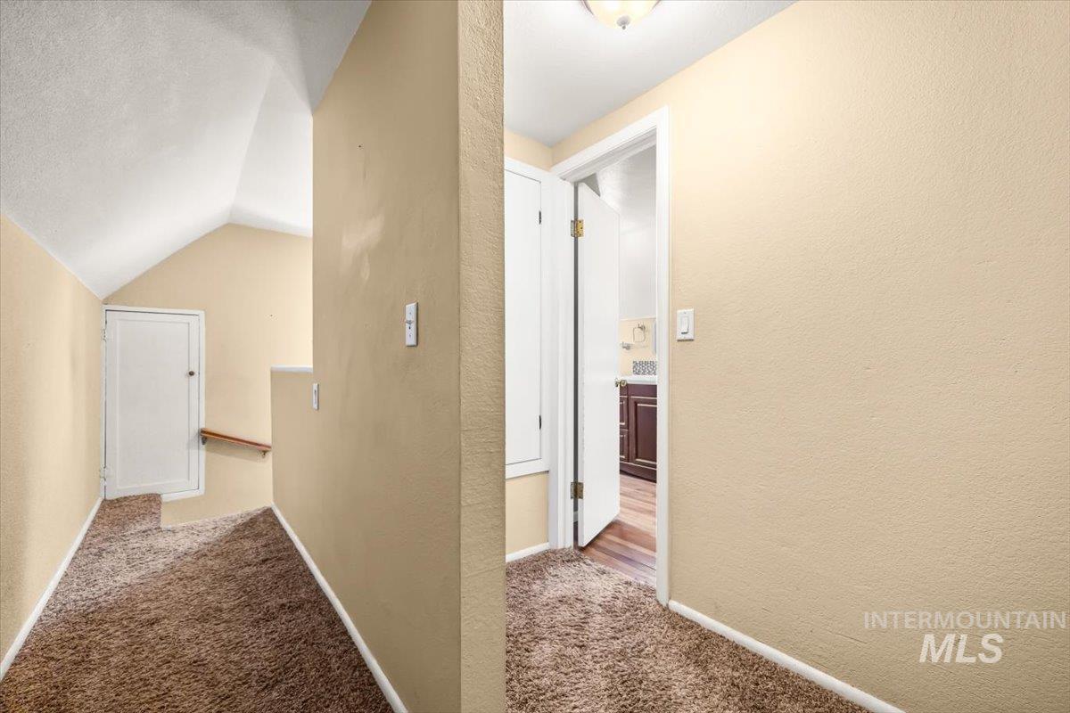 77 N Yale, Nampa, Idaho 83651, 6 Bedrooms, 2 Bathrooms, Residential For Sale, Price $479,800,MLS 98960302