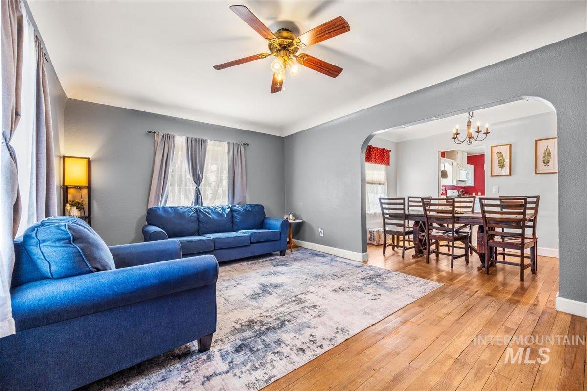 77 N Yale, Nampa, Idaho 83651, 6 Bedrooms, 2 Bathrooms, Residential For Sale, Price $479,800,MLS 98960302