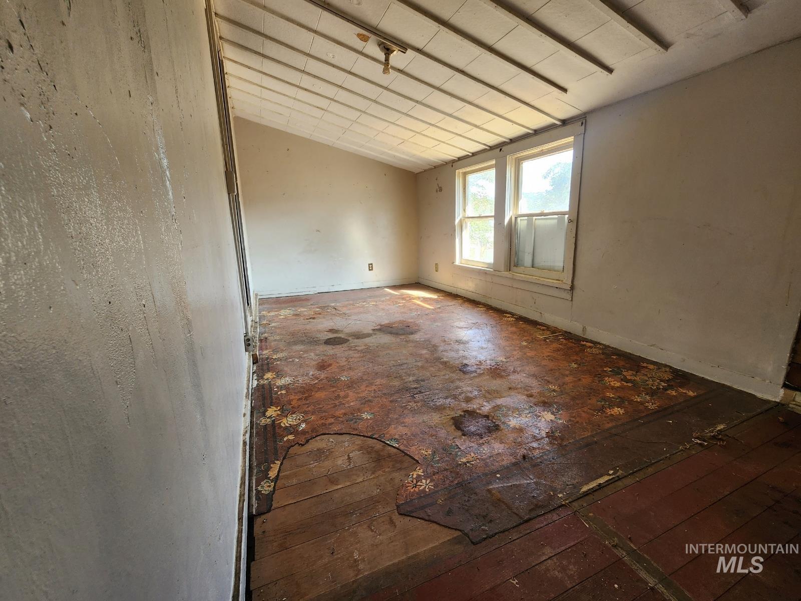 708 15th Avenue, Lewiston, Idaho 83501, 2 Bedrooms, 1 Bathroom, Residential For Sale, Price $114,900,MLS 98960333