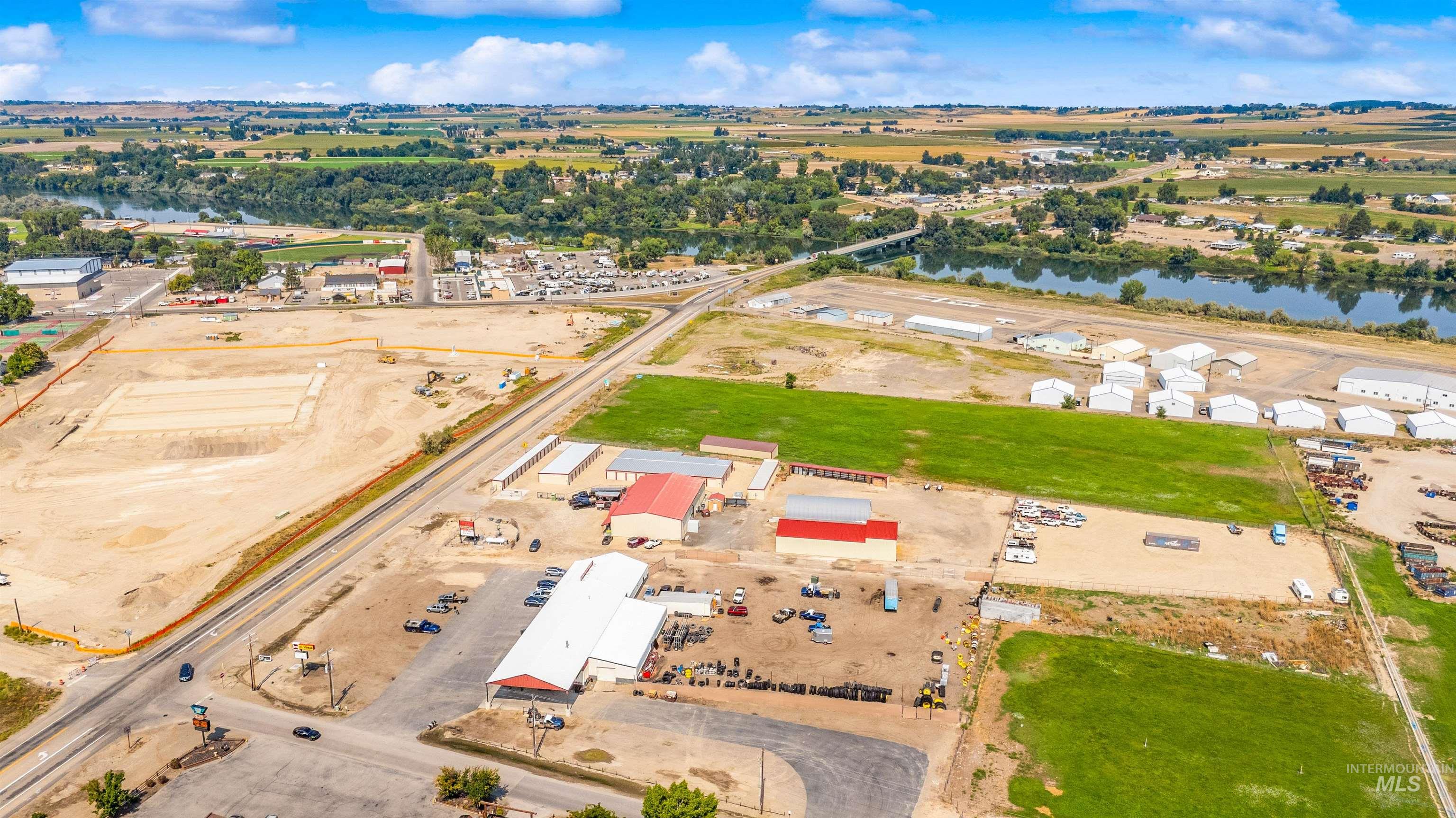 328 Hwy 95, Homedale, Idaho 83628, Business/Commercial For Sale, Price $124,524,MLS 98960357