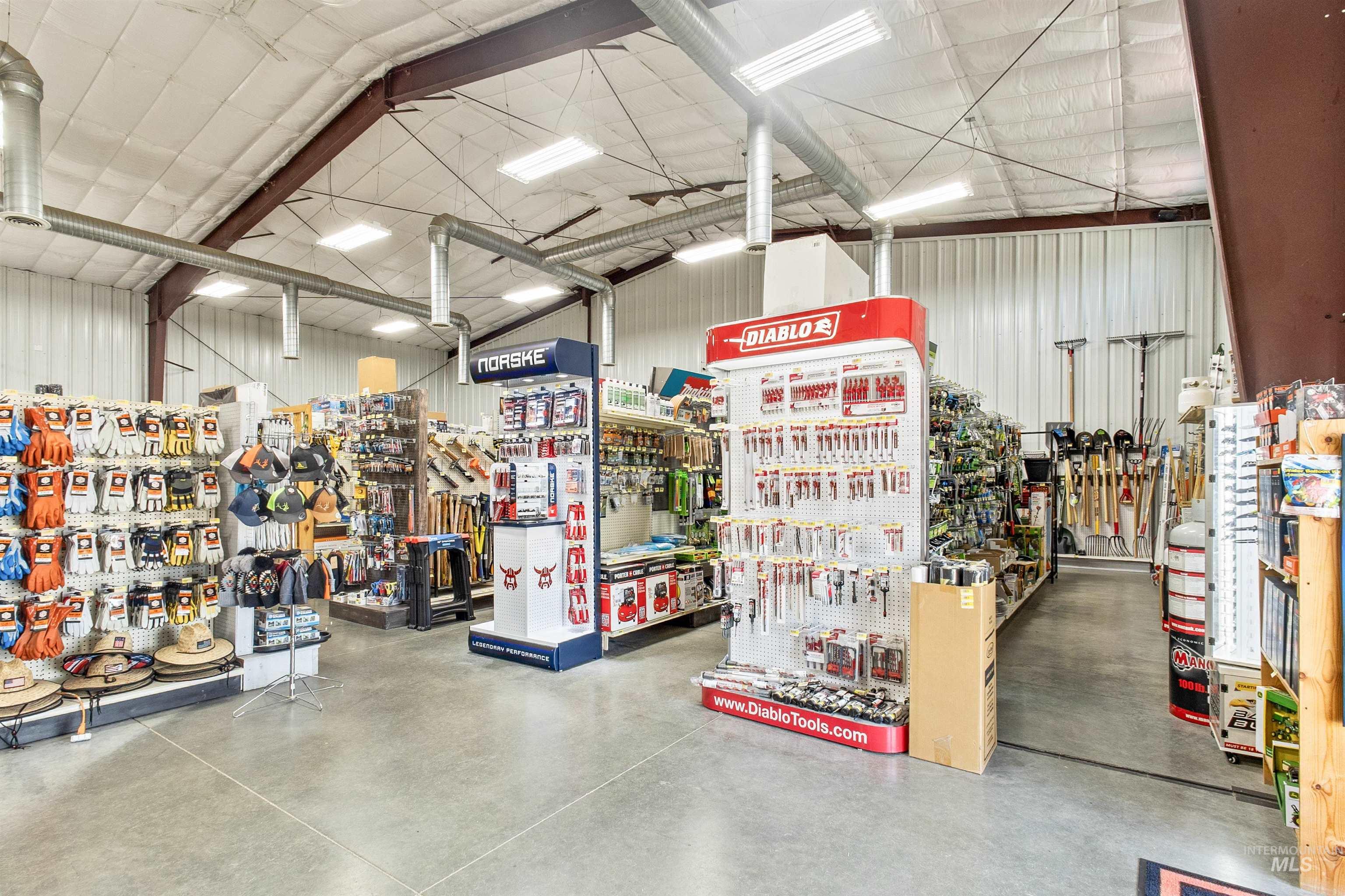 328 Hwy 95, Homedale, Idaho 83628, Business/Commercial For Sale, Price $124,524,MLS 98960357