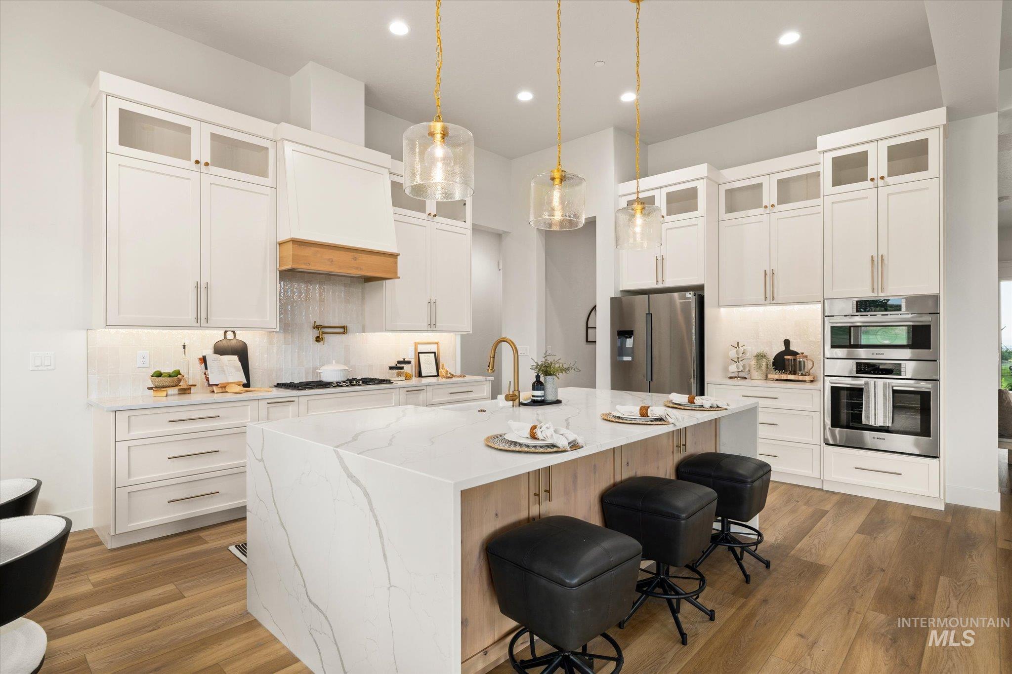 22909 Cirrus View, Caldwell, Idaho 83607, 3 Bedrooms, 2.5 Bathrooms, Residential For Sale, Price $1,050,000,MLS 98960373