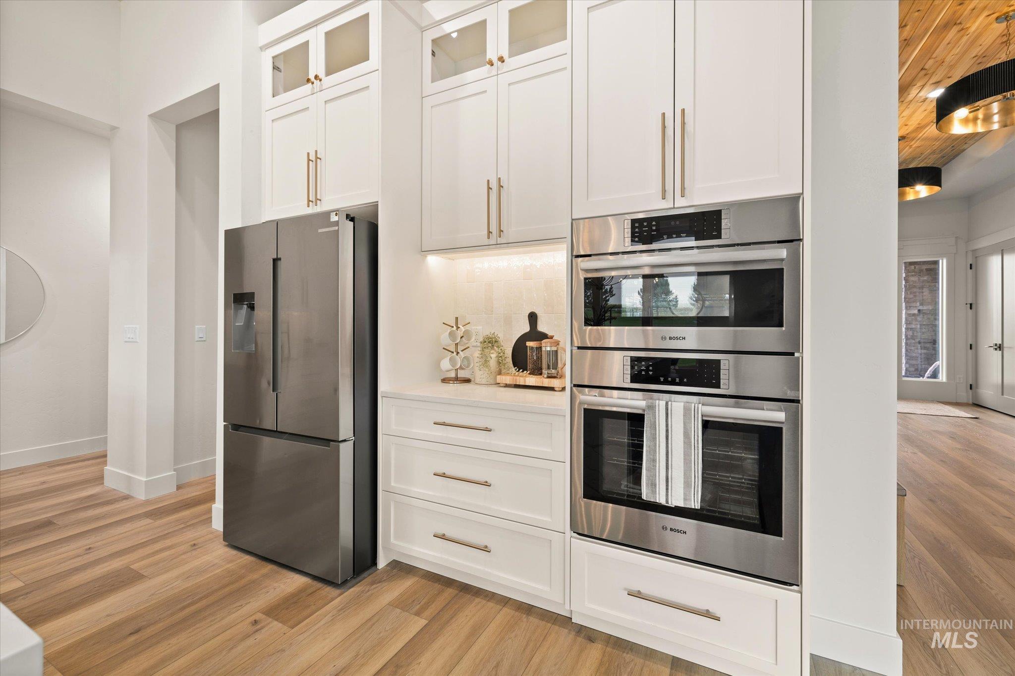 22909 Cirrus View, Caldwell, Idaho 83607, 3 Bedrooms, 2.5 Bathrooms, Residential For Sale, Price $1,050,000,MLS 98960373