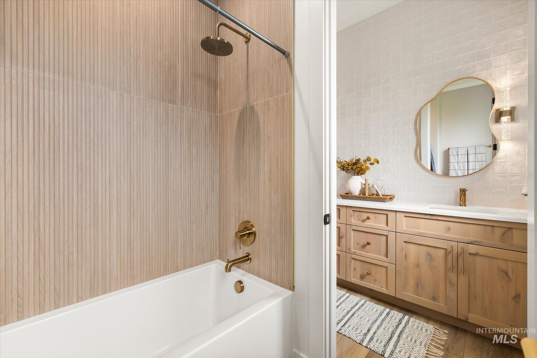 22909 Cirrus View, Caldwell, Idaho 83607, 3 Bedrooms, 2.5 Bathrooms, Residential For Sale, Price $1,050,000,MLS 98960373