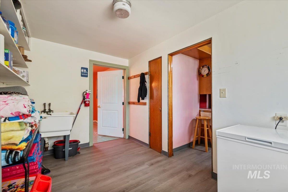 515 16th Ave N, Nampa, Idaho 83687, Business/Commercial For Sale, Price $479,900, 98960409