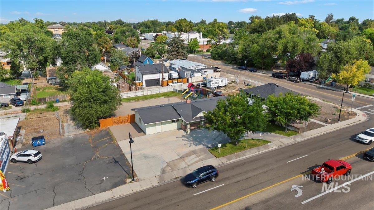 515 16th Ave N, Nampa, Idaho 83687, Business/Commercial For Sale, Price $479,900, 98960409