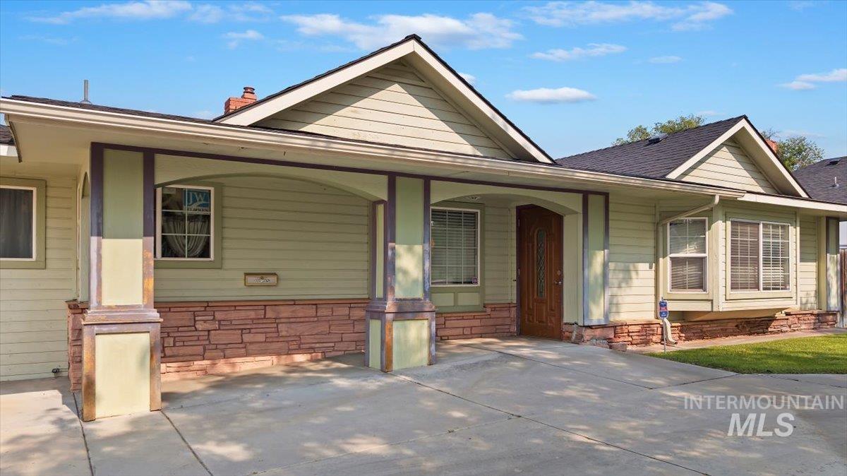 515 16th Ave N, Nampa, Idaho 83687, Business/Commercial For Sale, Price $479,900, 98960409