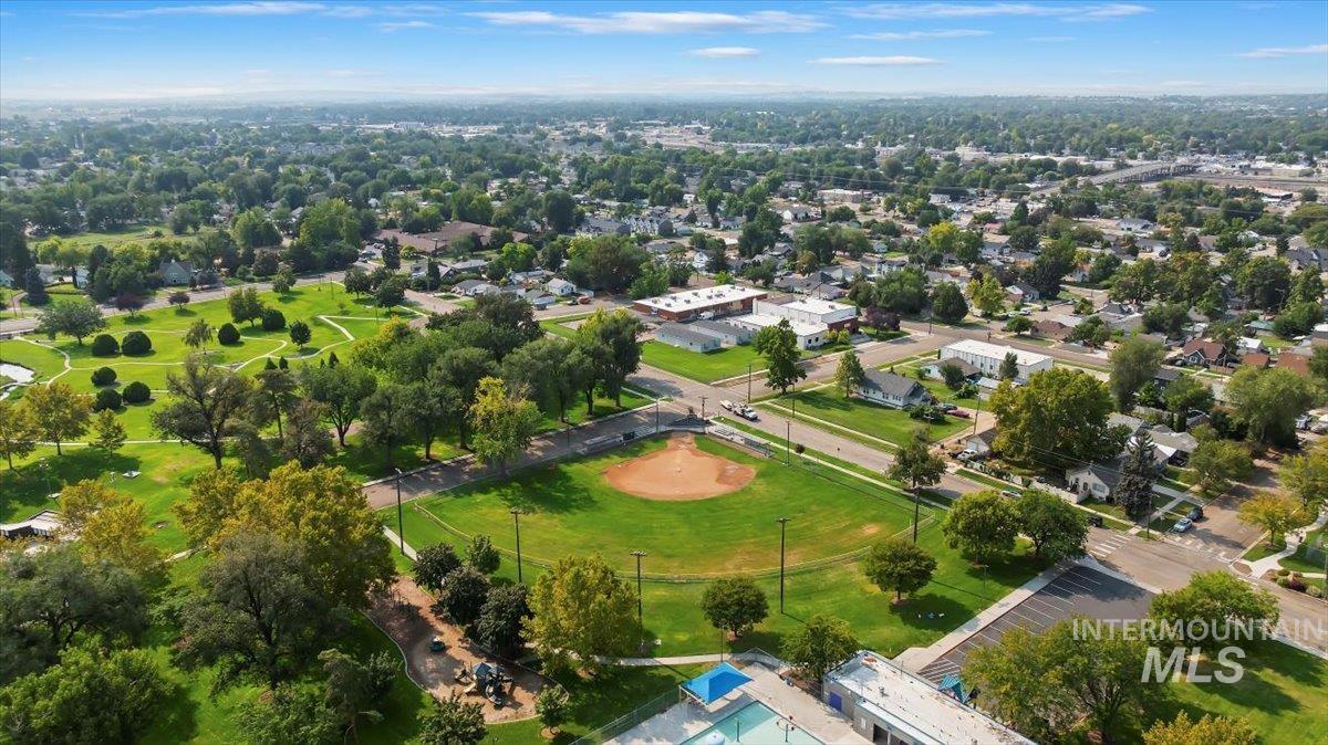 515 16th Ave N, Nampa, Idaho 83687, Business/Commercial For Sale, Price $479,900, 98960409