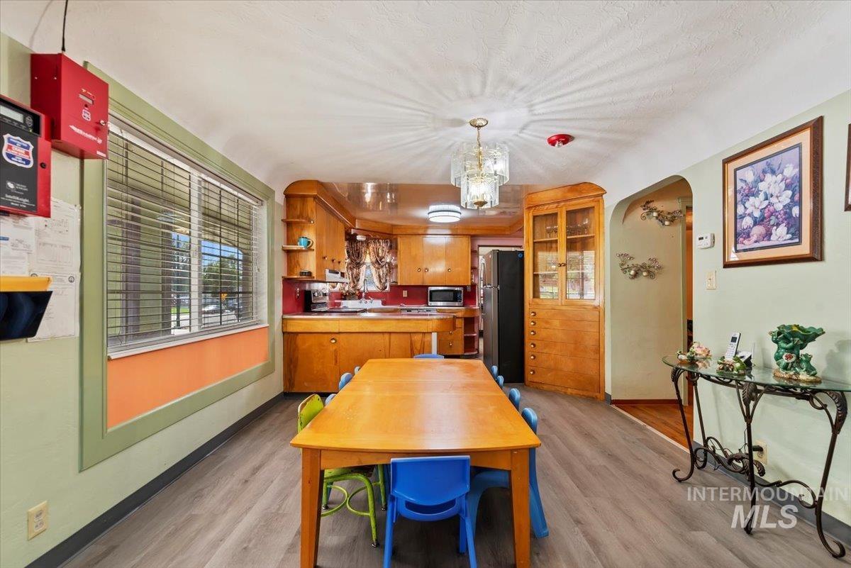 515 16th Ave N, Nampa, Idaho 83687, Business/Commercial For Sale, Price $479,900, 98960409